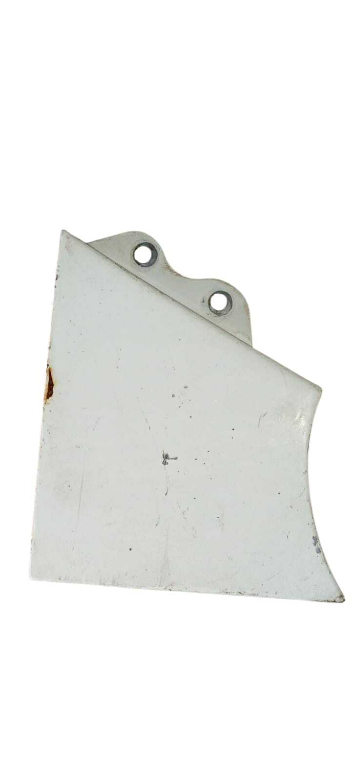 MOLDURA INFERIOR METALICA FOCO TRASERO DERECHO Chevrolet Spark 2008