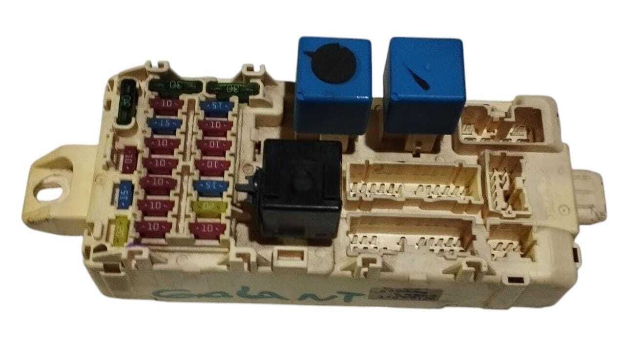 FUSILERA Mitsubishi Galant 2006