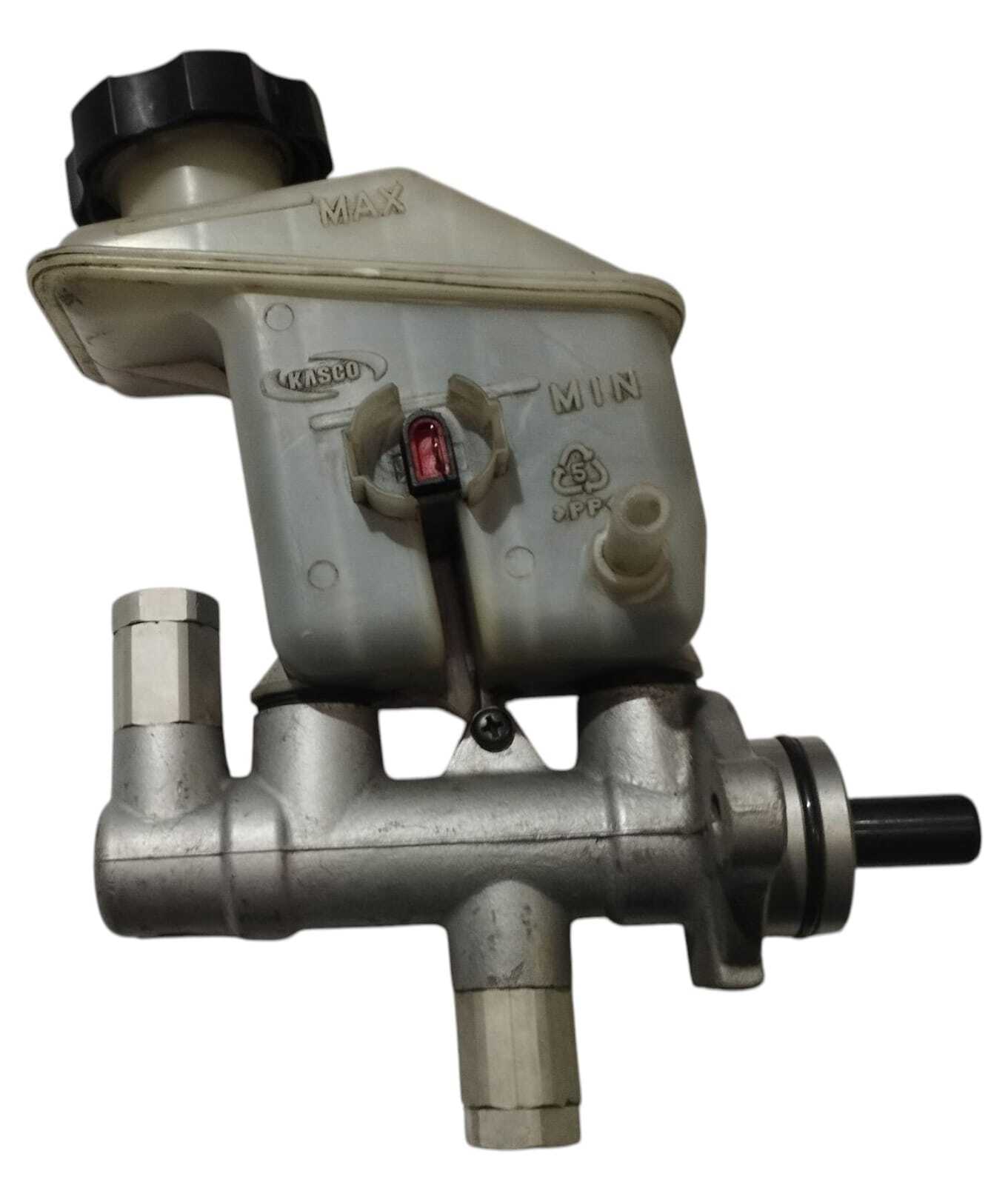 BOMBA + DEPOSITO LIQUIDO DE FRENOS Kia RIO JB 2007