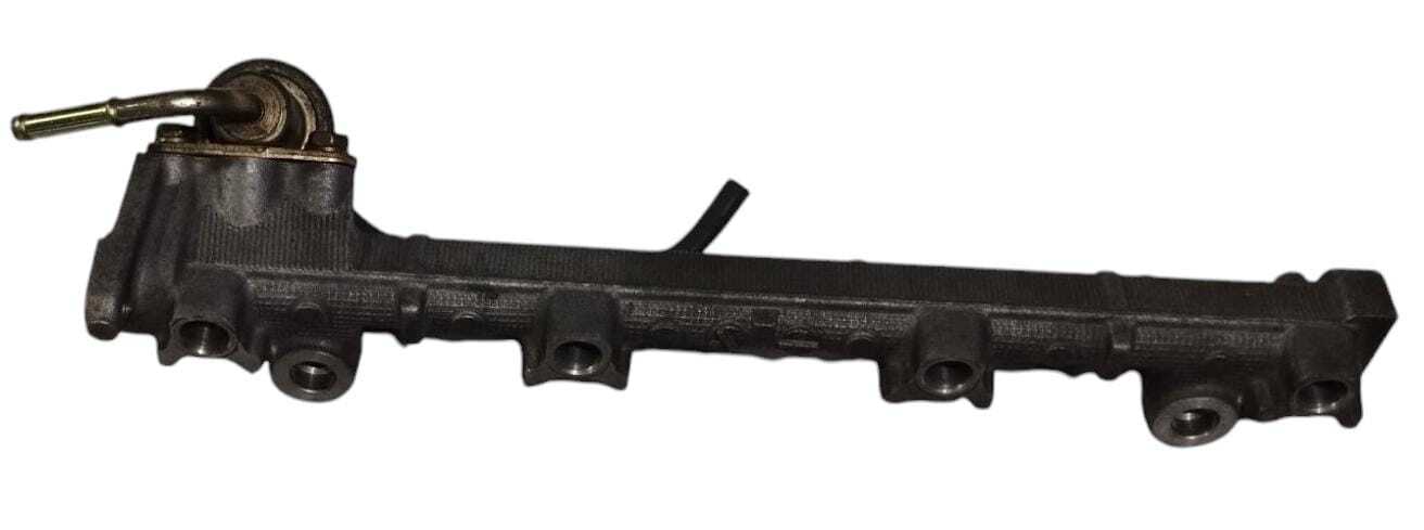 RIEL DE INYECCION Mitsubishi Galant 2006