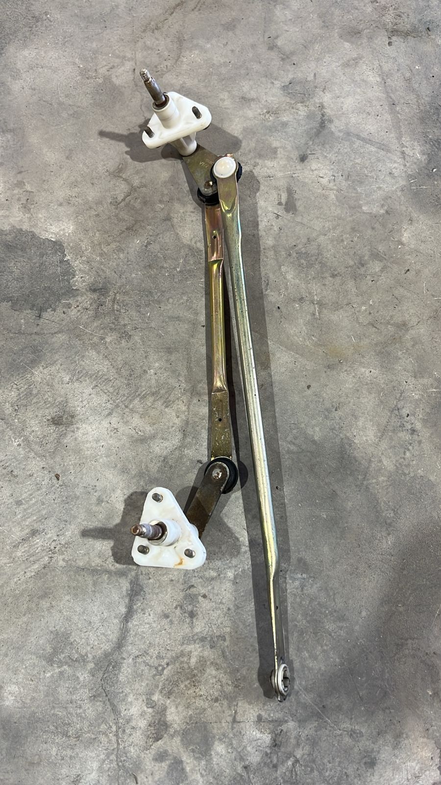 ARTICULACION LIMPIA PARABRISAS Changan CV1 2016