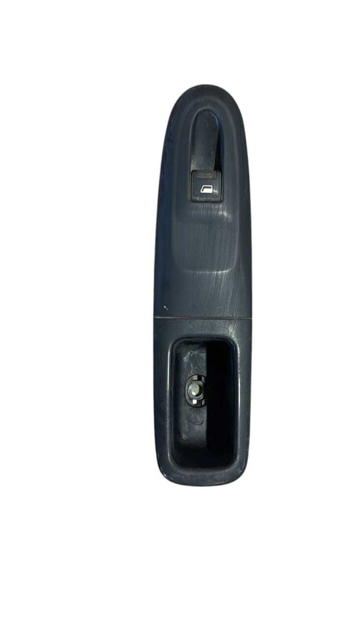 SWITCH ALZAVIDRIO PUERTA DELANTERO IZQUIERDO Changan CV1 2016