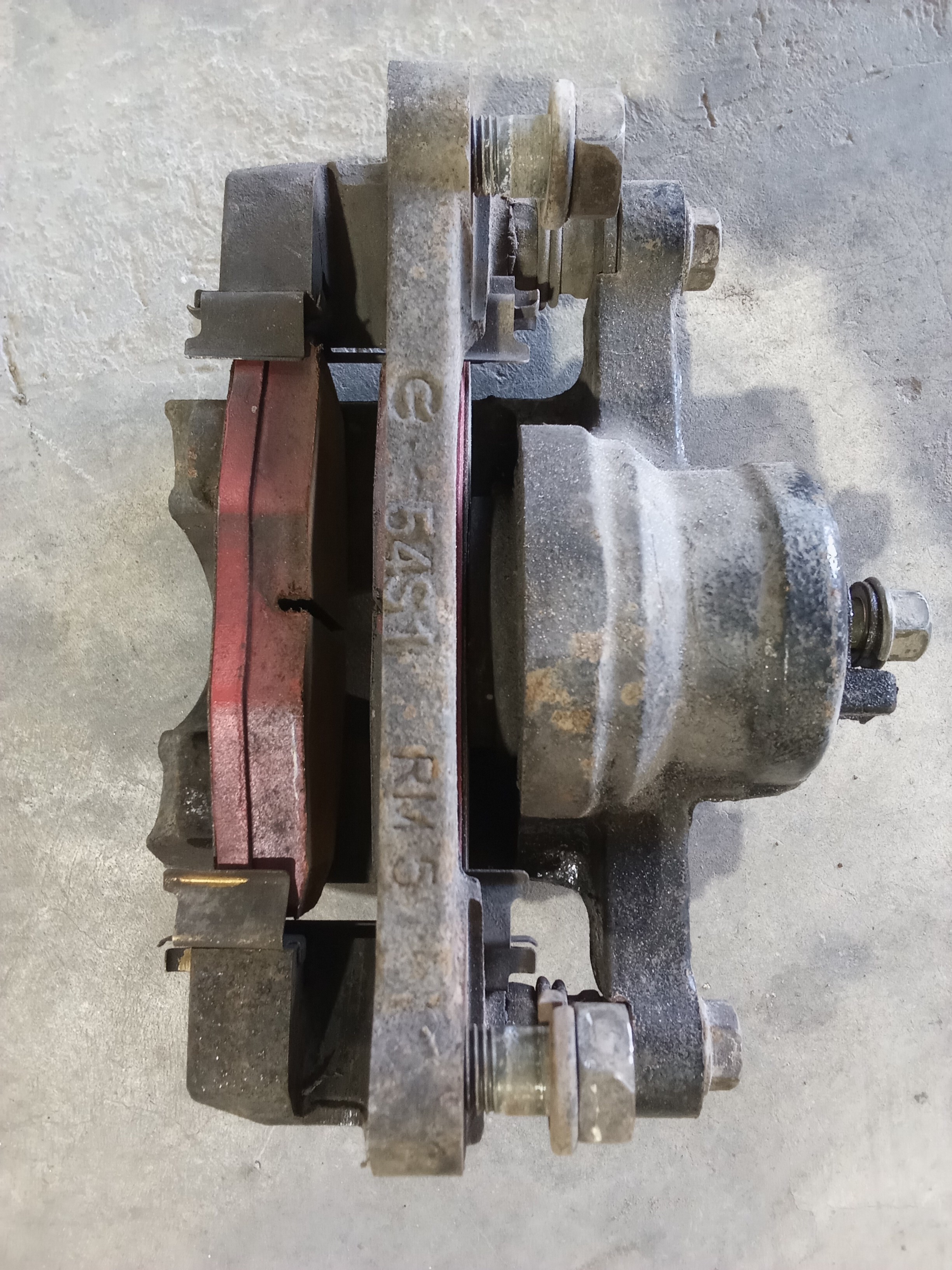 CALIPER DELANTERO DERECHO Changan CV1 2016