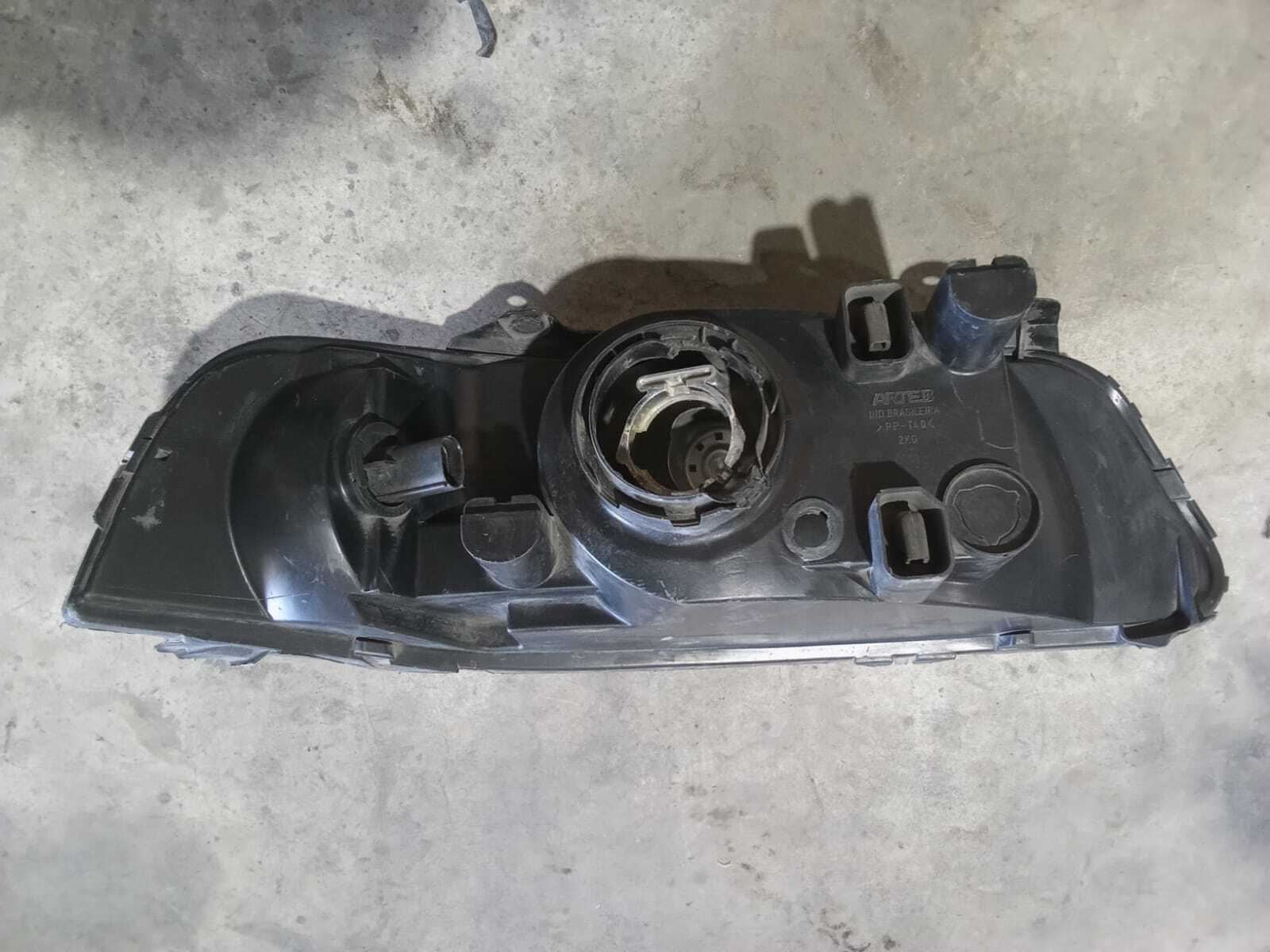 FOCO DELANTERO IZQUIERDO Volkswagen gol 2001