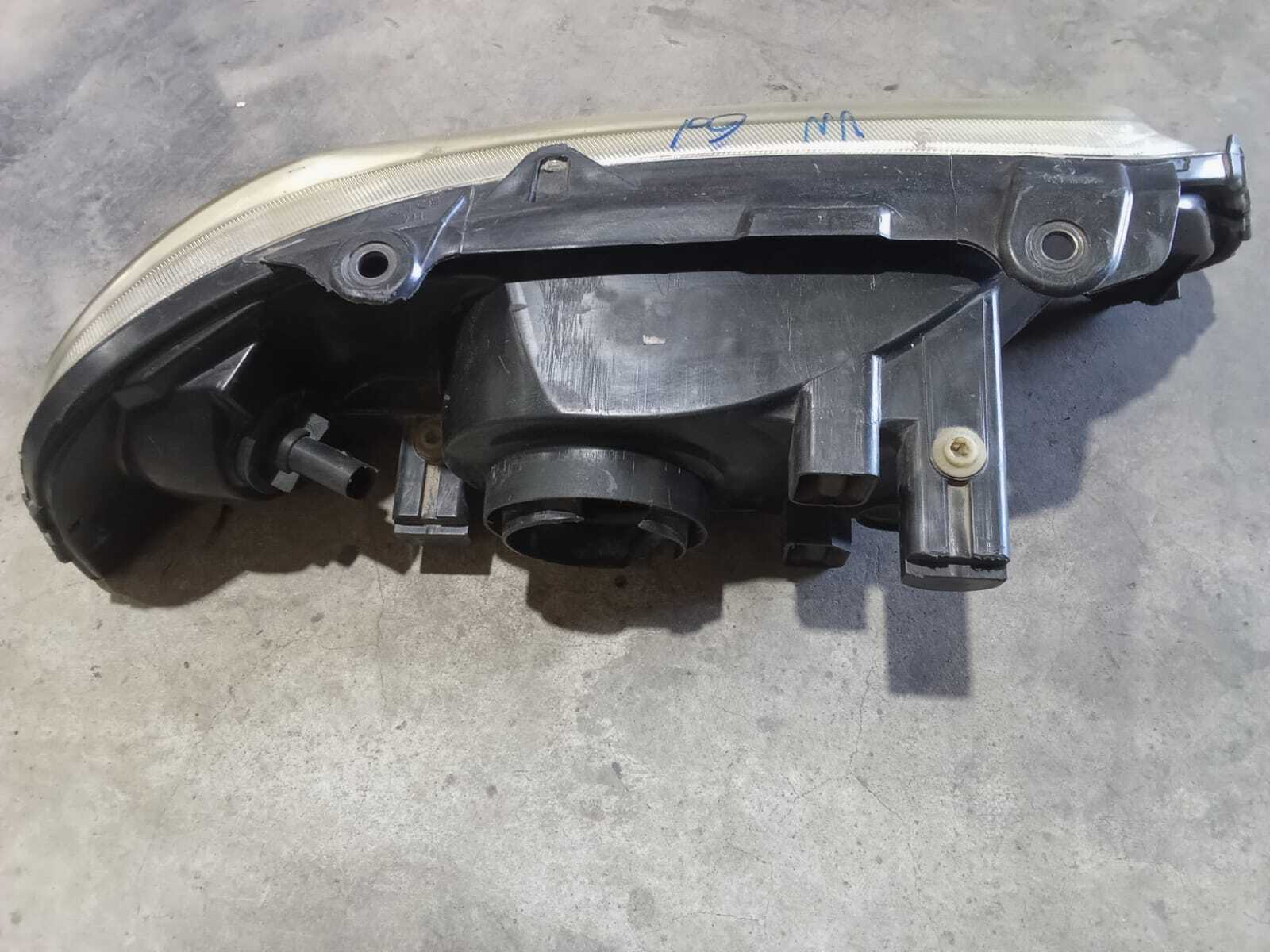FOCO DELANTERO IZQUIERDO Volkswagen gol 2001