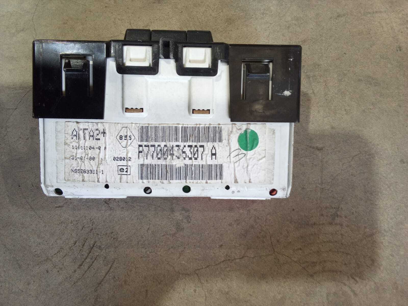 RELOJ TABLERO Renault Megane 2000