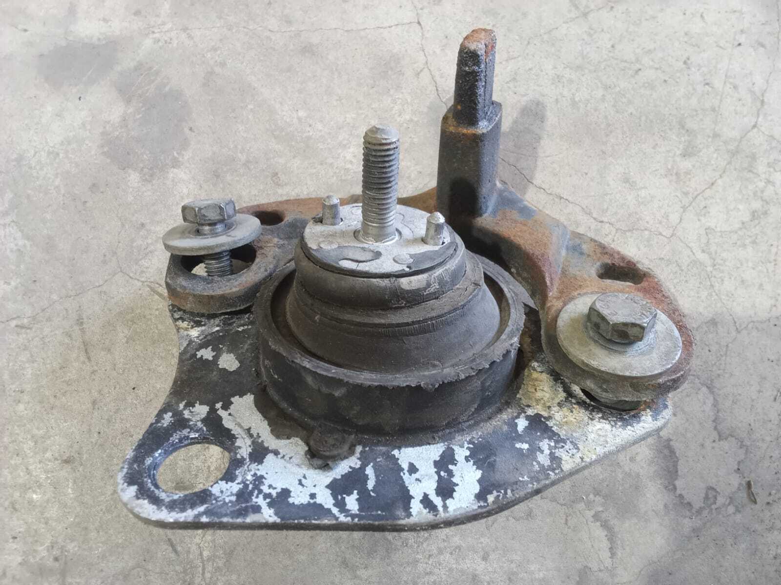 SOPORTE MOTOR Renault Megane 2000