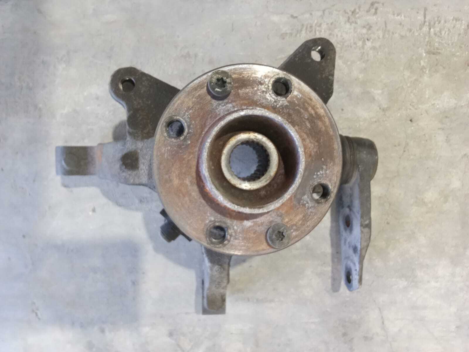 MAZA MUÑON DELANTERO Renault Megane 2000