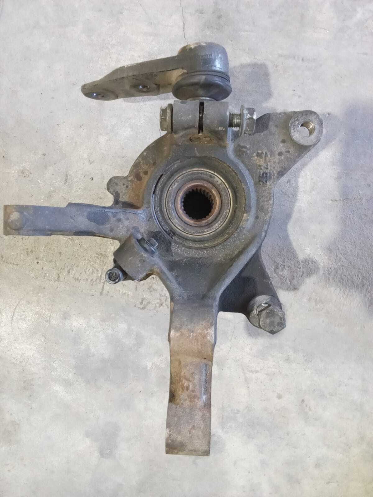 MAZA MUÑON DELANTERO Renault Megane 2000