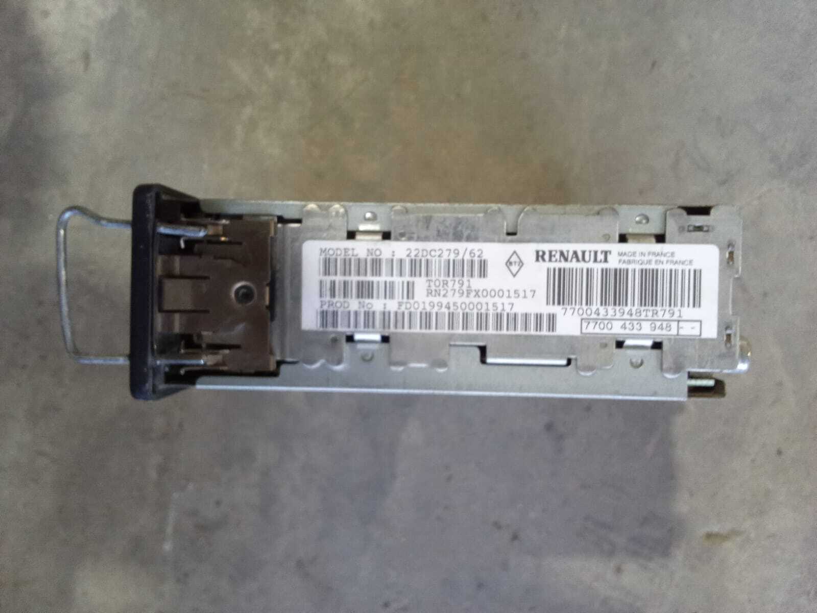 RADIO Renault Megane 2000
