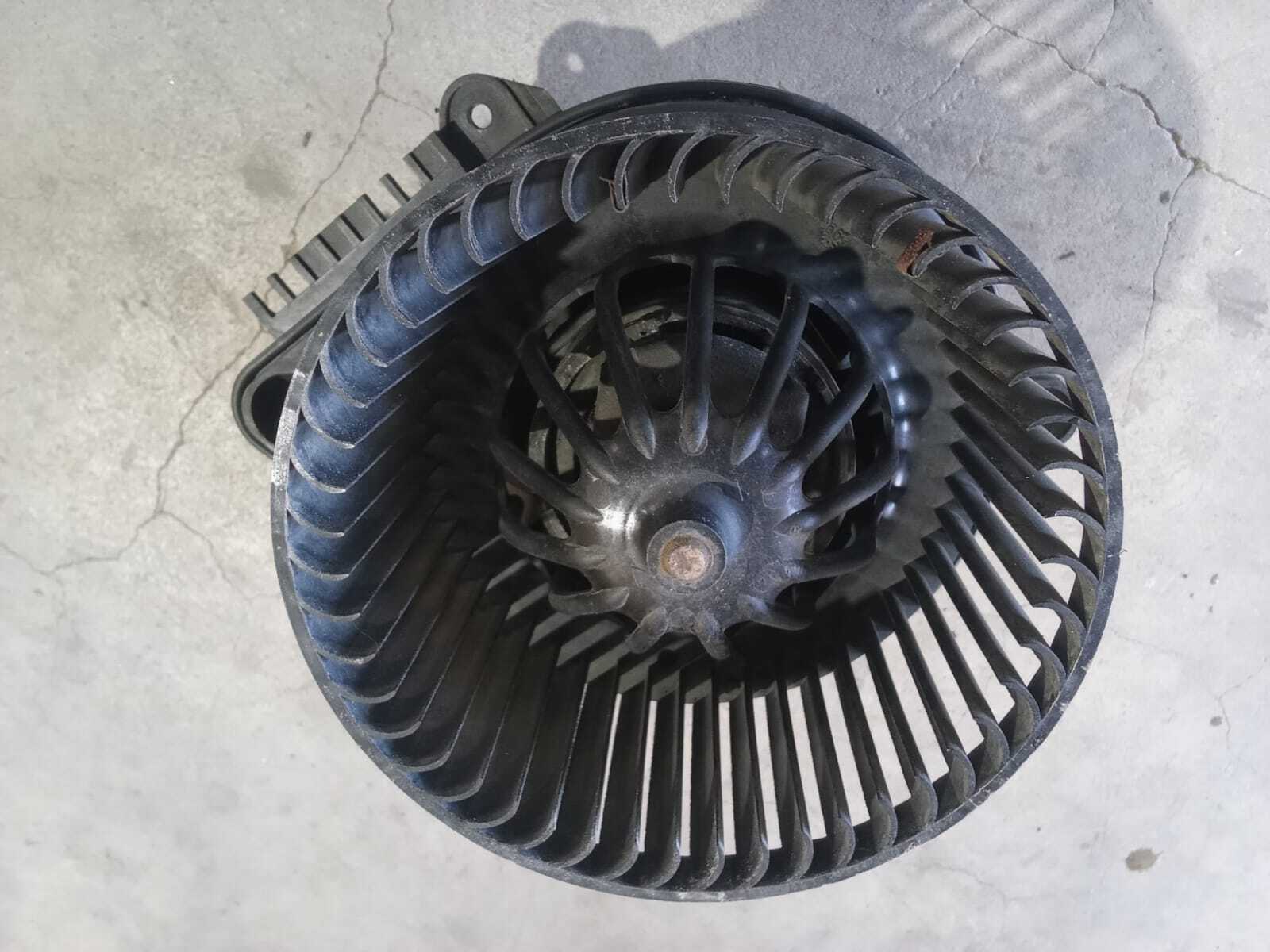 MOTOR CENTRAL CALEFACCION Renault Megane 2000