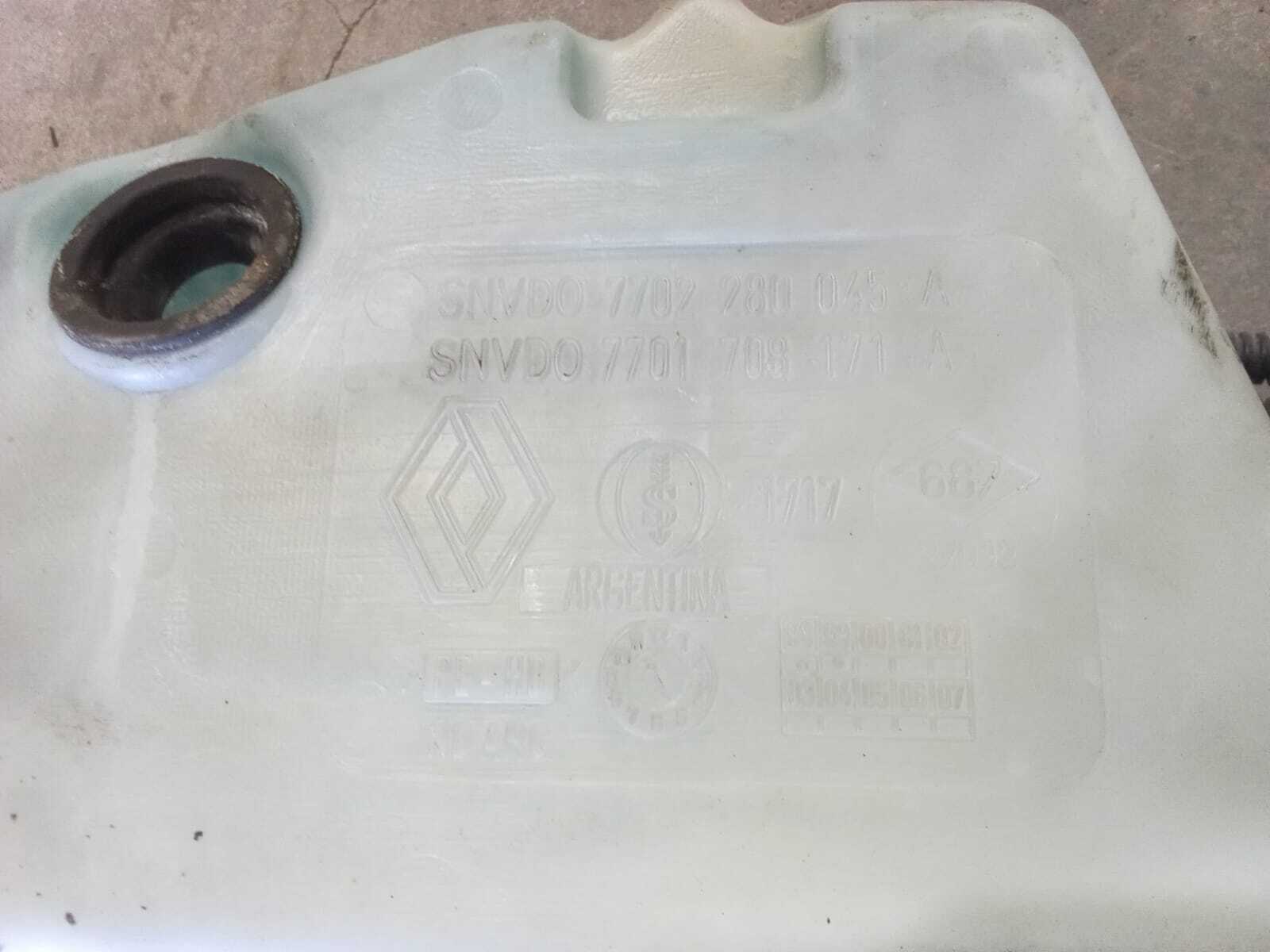 DEPOSITO AGUA LIMPIA PARABRISAS Renault Megane 2000