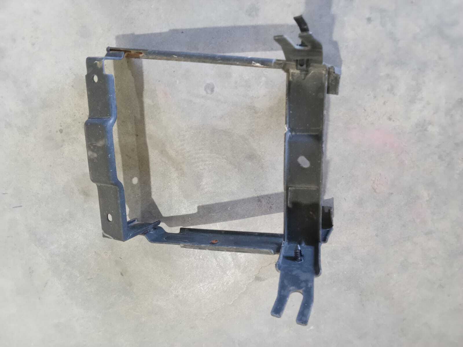 MOLDURA INTERNA CONSOLA CENTRAL BRILLIANCE V3 15 2019