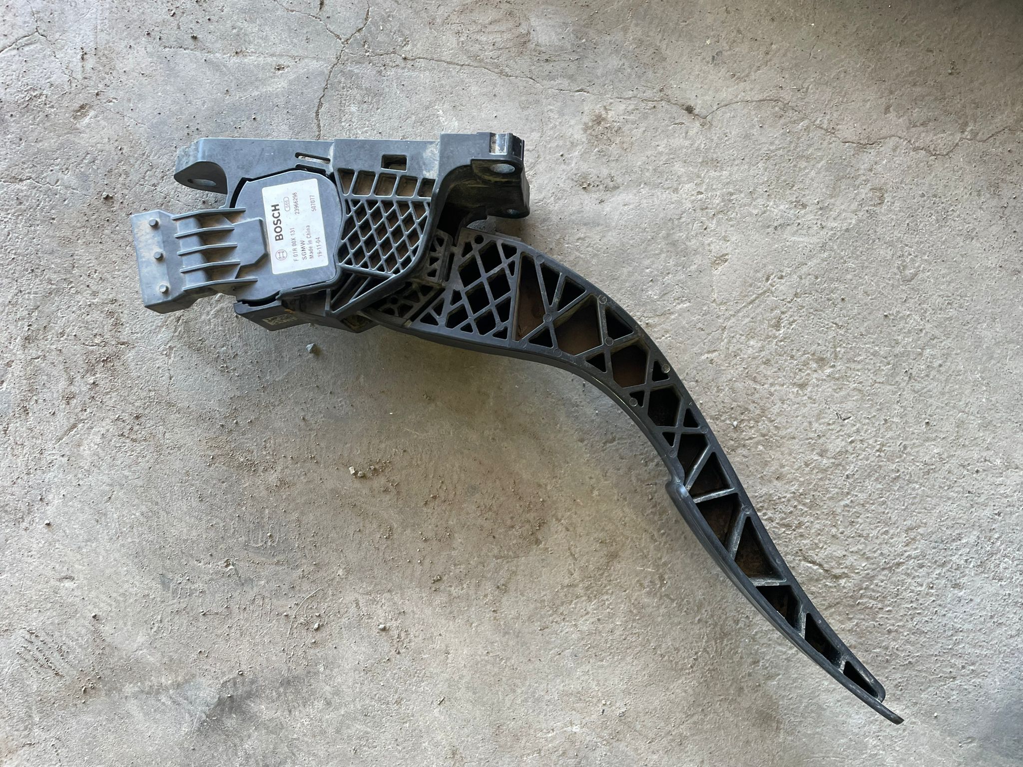 PEDAL ACELERADOR Chevrolet Captiva 2021