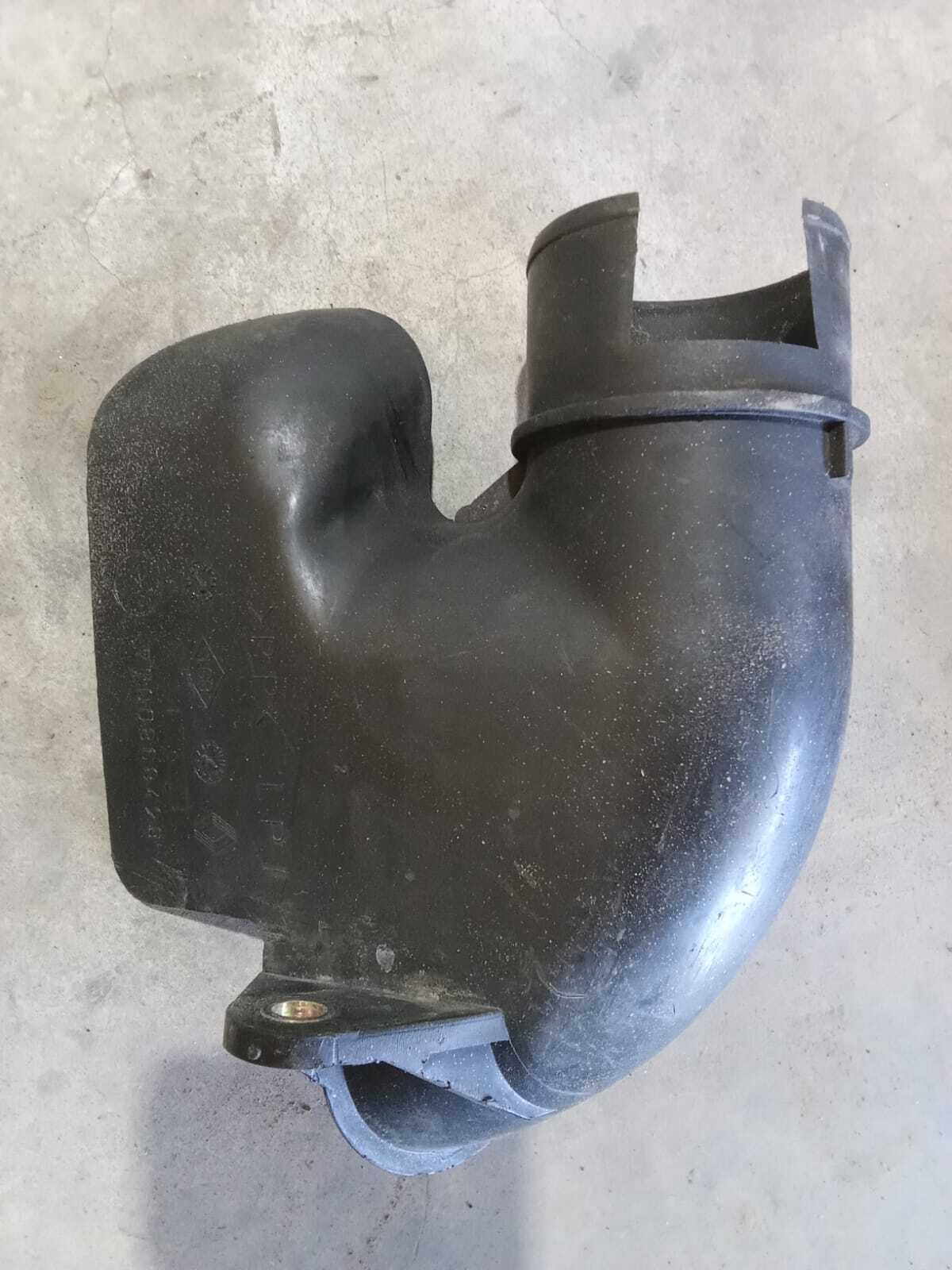TOMA DE AIRE FILTRO Renault Megane 2000