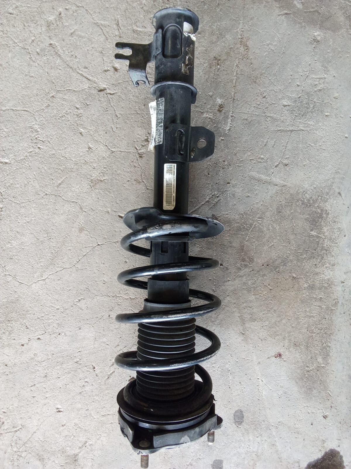 AMORTIGUADOR DELANTERO DERECHO Chevrolet Captiva 2021