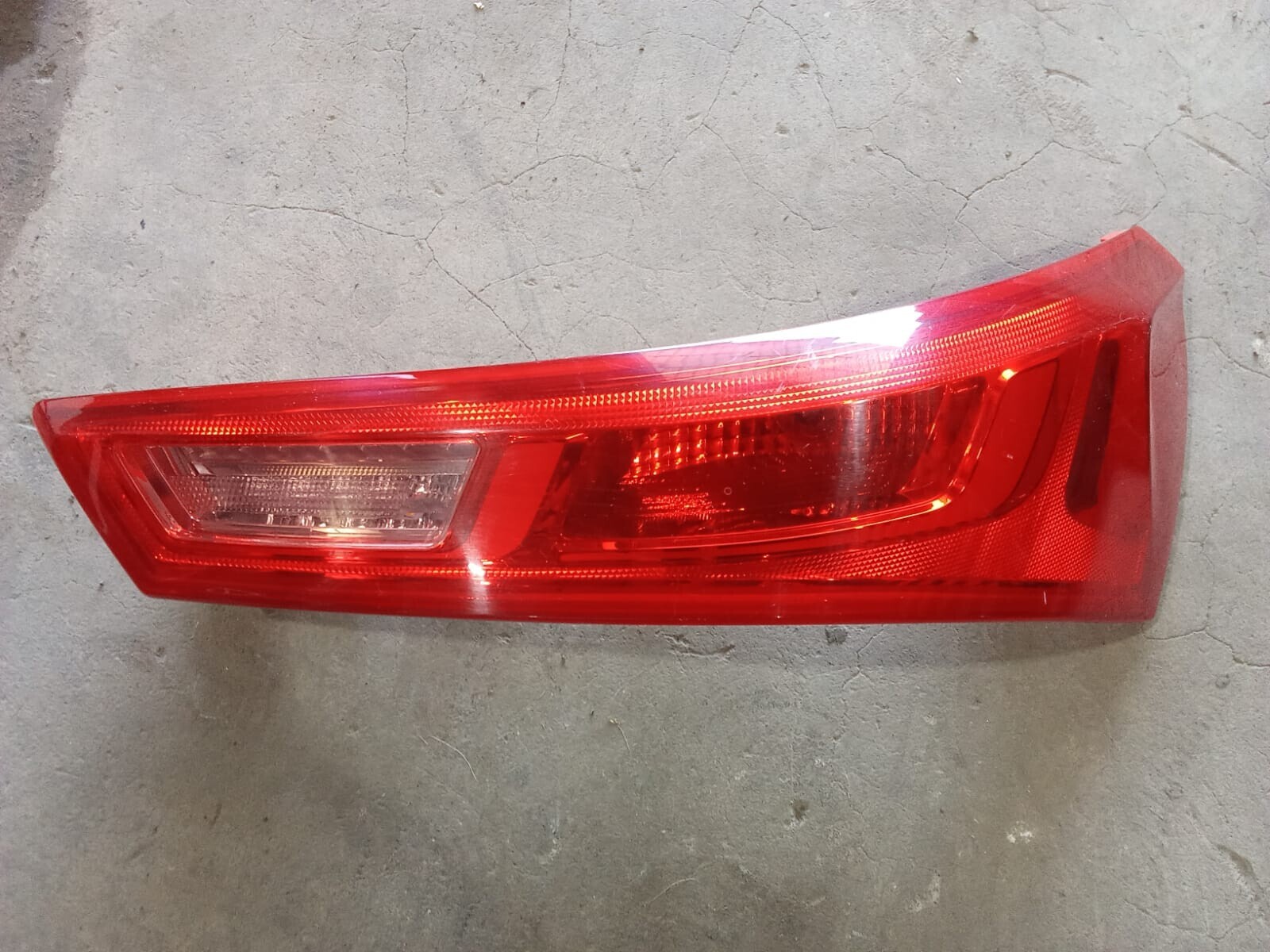 FOCO TRASERO DERECHO Chevrolet Captiva 2021