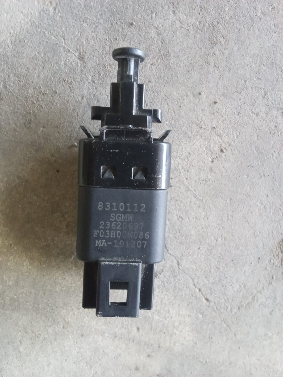SENSOR PEDAL DE FRENO Chevrolet Captiva 2021