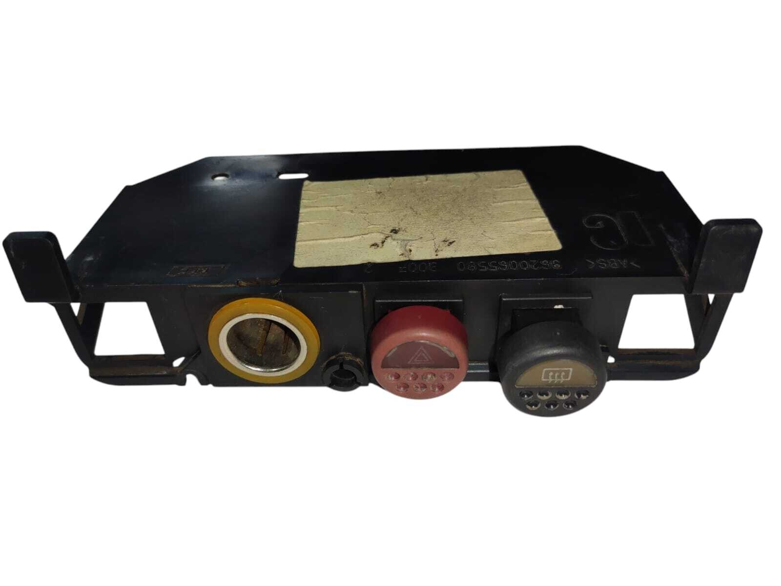 COMANDO CONSOLA CENTRAL Peugeot 106 2002