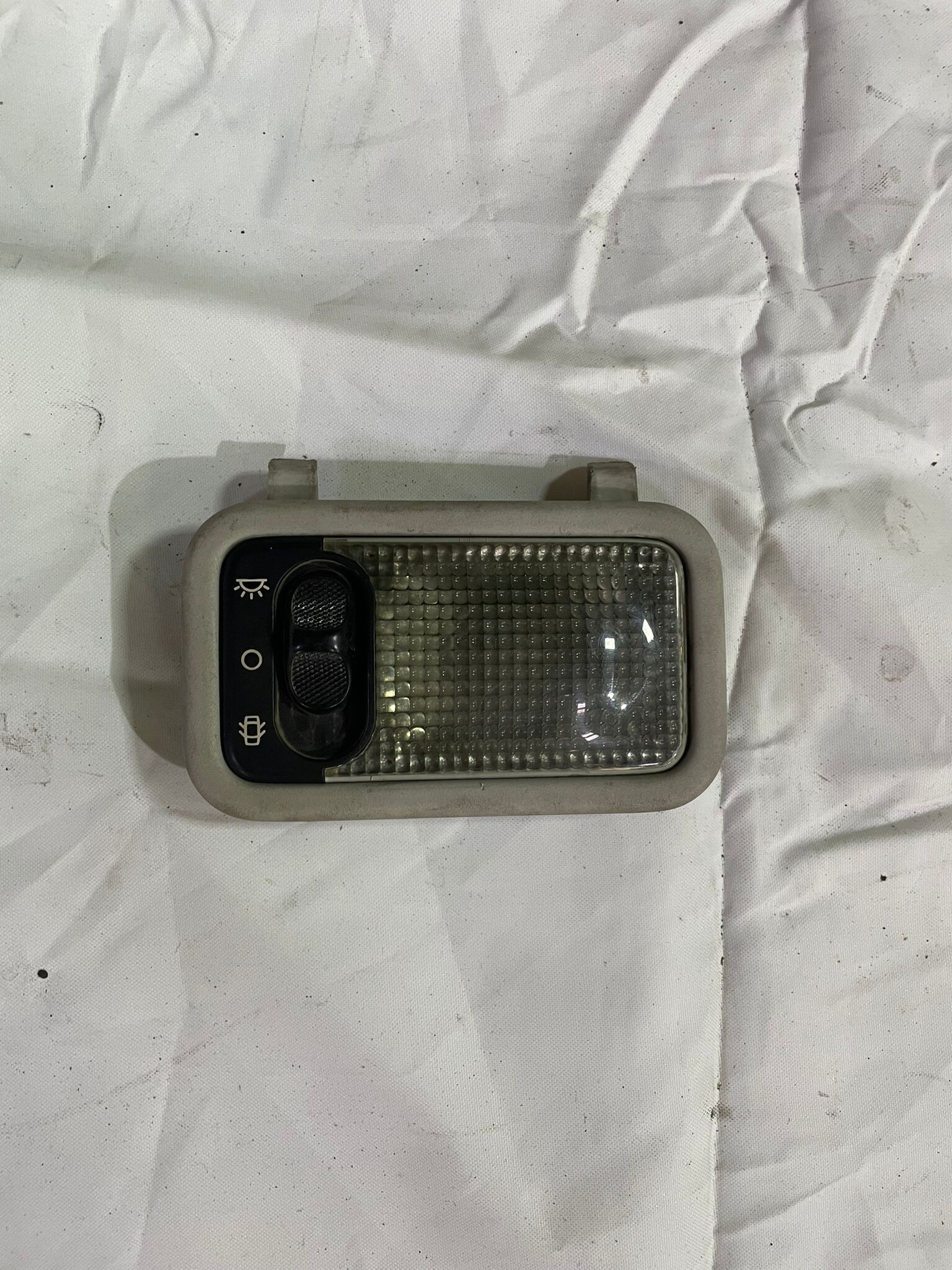 PLAFONIER TRASERO Citroen Xsara 2002