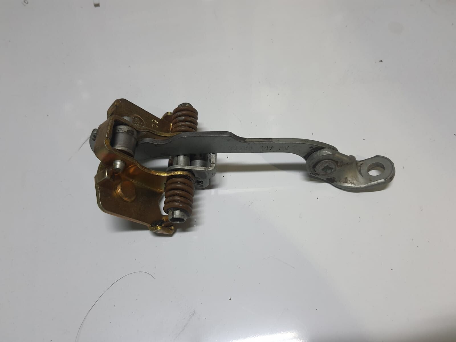 TOPE TIRANTE DE PUERTA TRASERA DERECHA Citroen C3 2004
