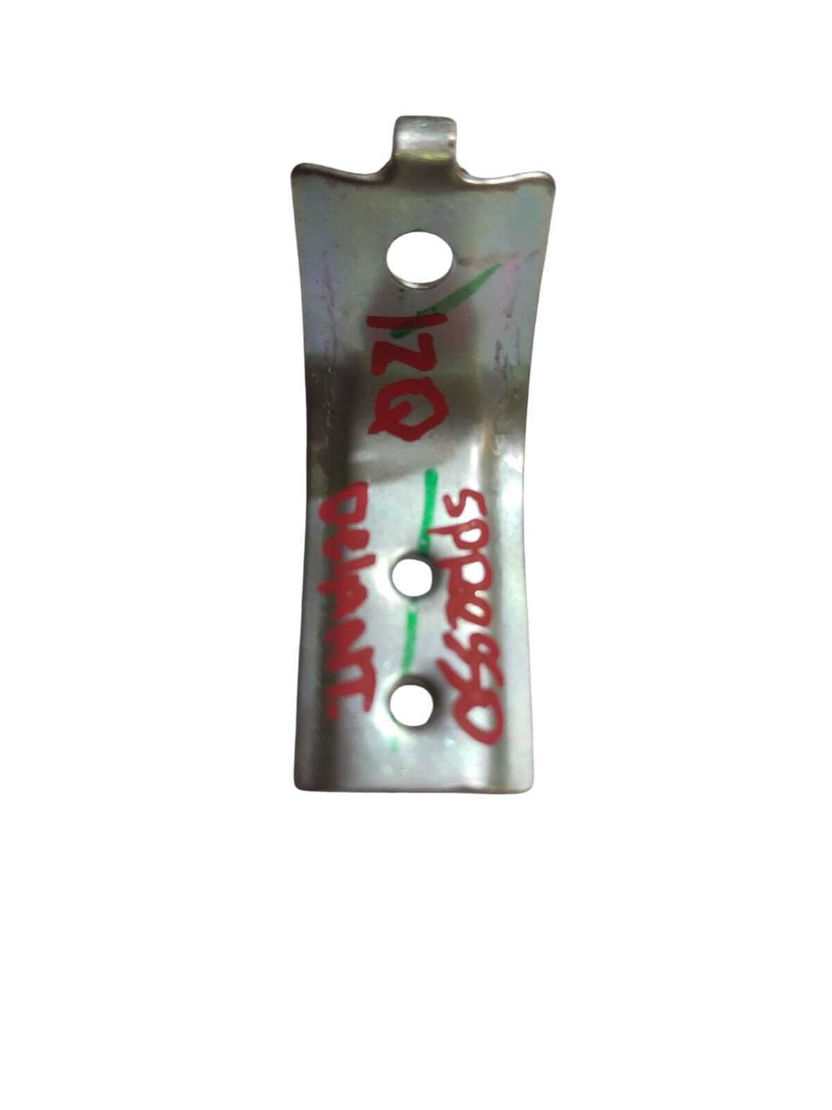 SOPORTE INTERIOR PUERTA DELANTERA IZQUIERDA Suzuki S-PRESSO 2021