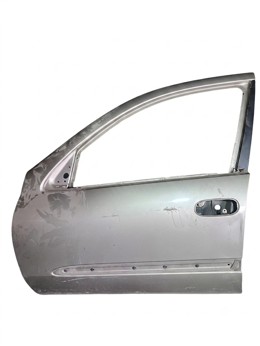 PUERTA DELANTERA IZQUIERDA Samsung SM3 2013