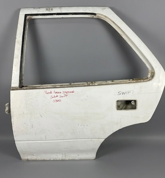 PUERTA TRASERA IZQUIERDA Suzuki Swift 1993