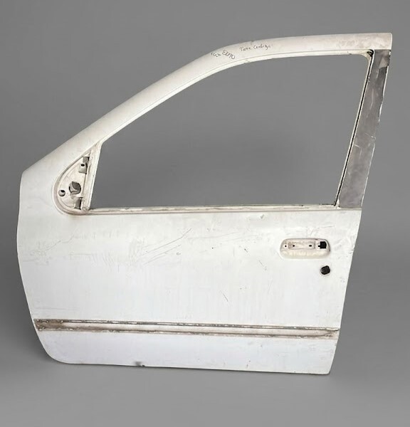 PUERTA DELANTERA IZQUIERDA Fiat punto 75 1998