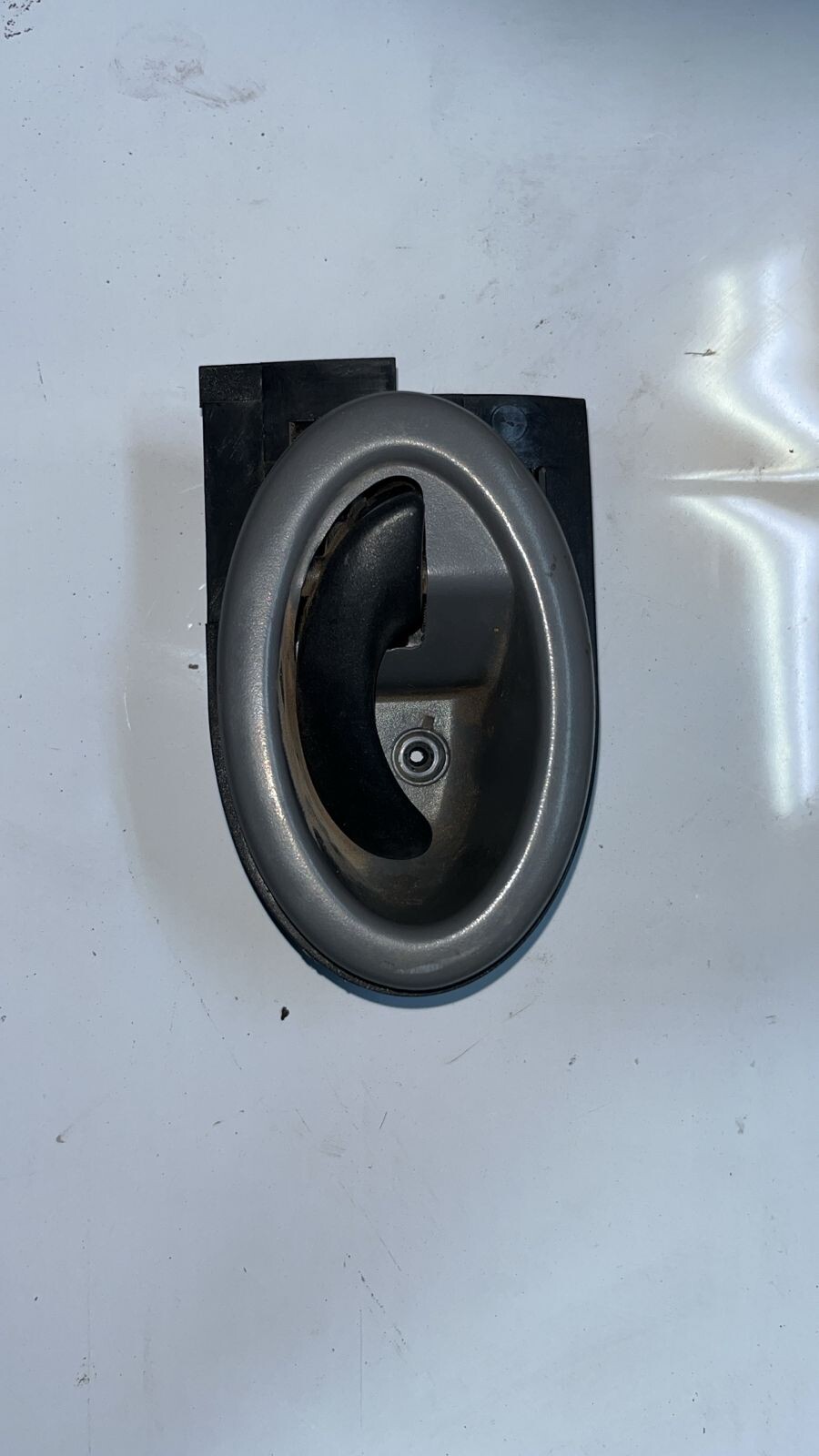 MANILLA INTERIOR PUERTA TRASERA IZQUIERDA Ford Fiesta 1998