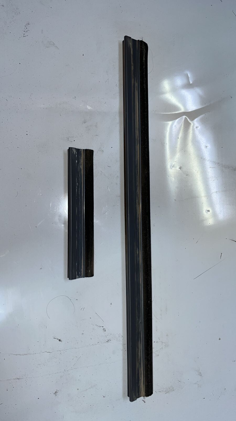 BOTA AGUA INTERIOR PUERTA TRASERA IZQUIERDA Ford Fiesta 1998
