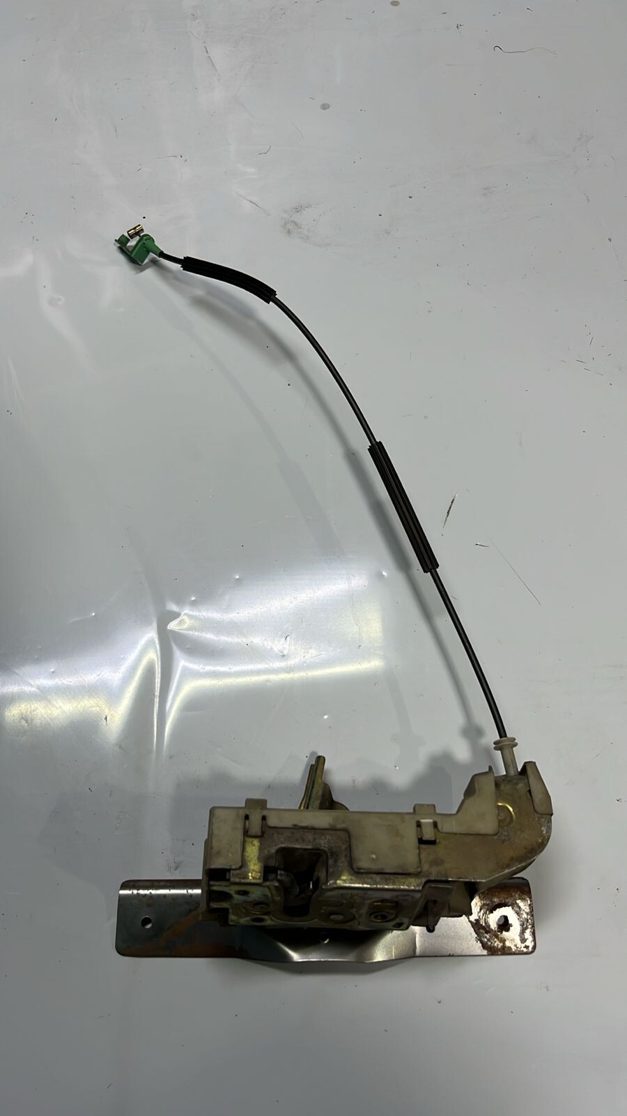 CHAPA PUERTA TRASERA IZQUIERDA Ford Fiesta 1998