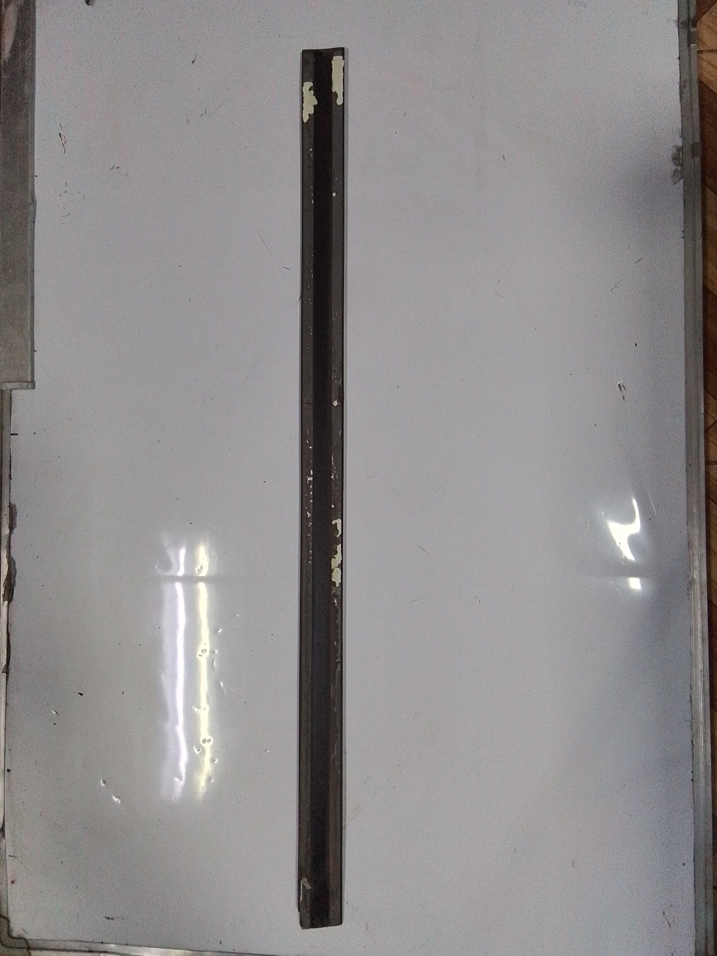 MOLDURA EXTERIOR PUERTA DELANTERA DERECHA Fiat punto 75 1998