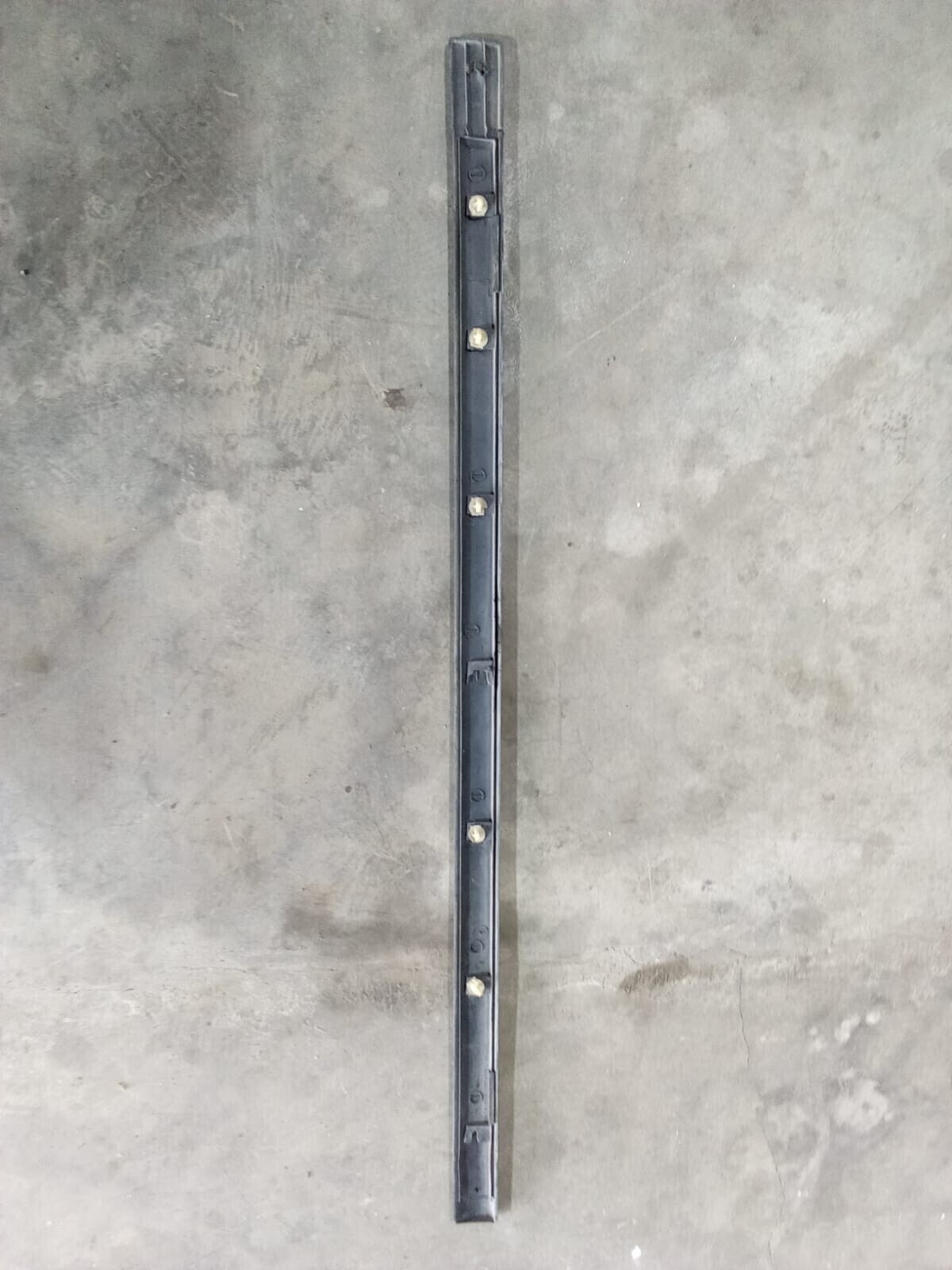 MOLDURA EXTERIOR PUERTA DELANTERA IZQ Peugeot 306 1996