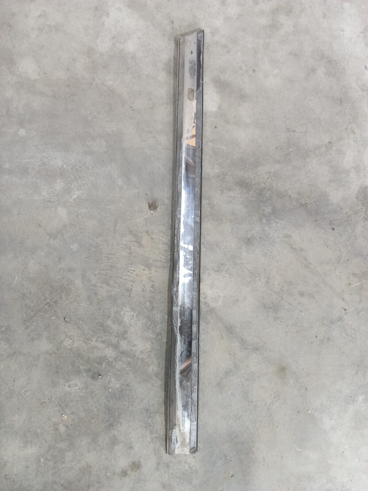 MOLDURA EXTERIOR PUERTA TRASERA IZQ Fiat punto 75 1998