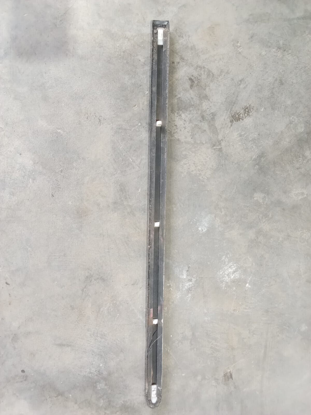 MOLDURA EXTERIOR PUERTA TRASERA DERECHA Hyundai Accent 1997