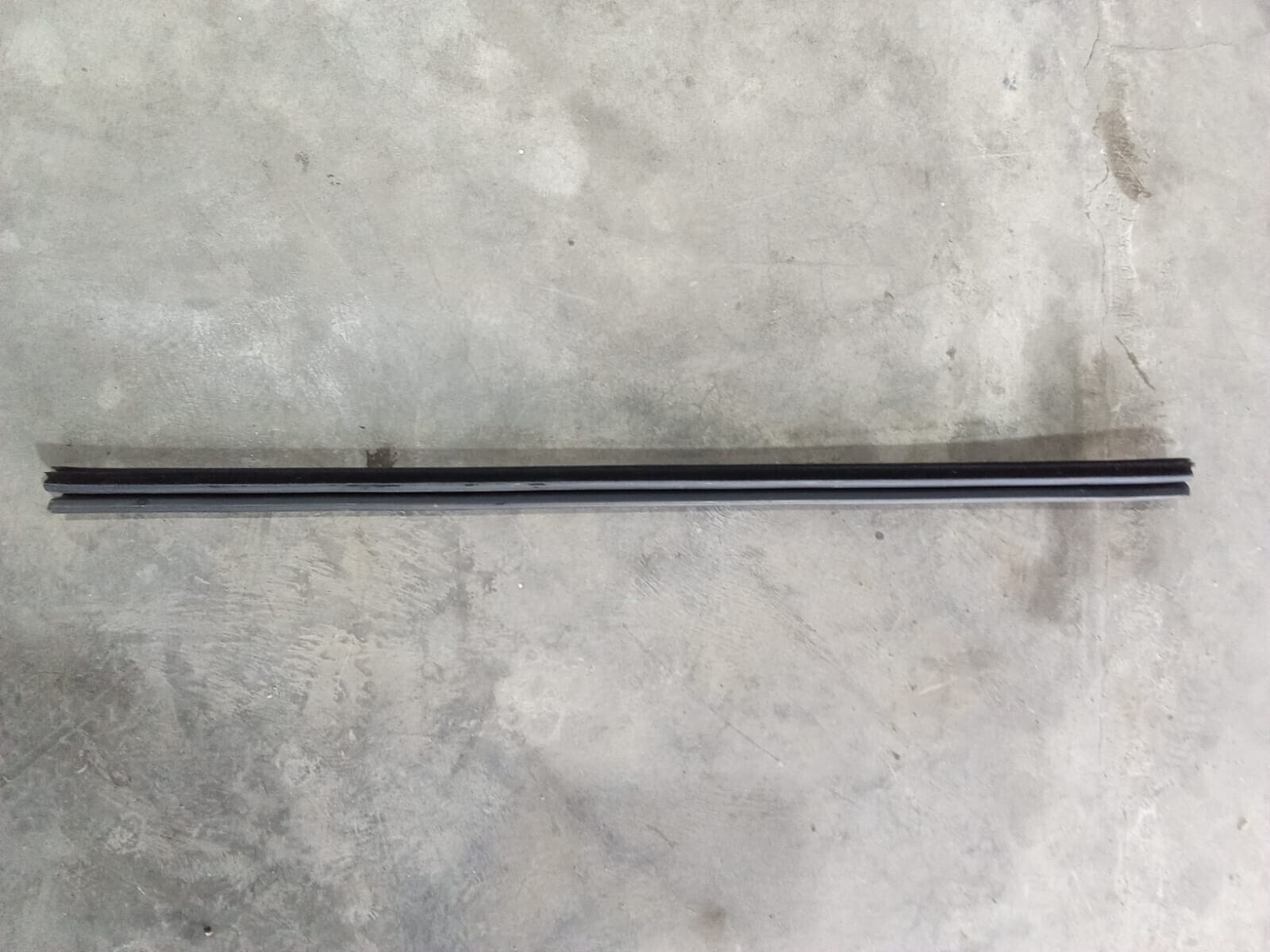 BOTA AGUA PUERTA DELANTERA IZQ Peugeot 306 1996
