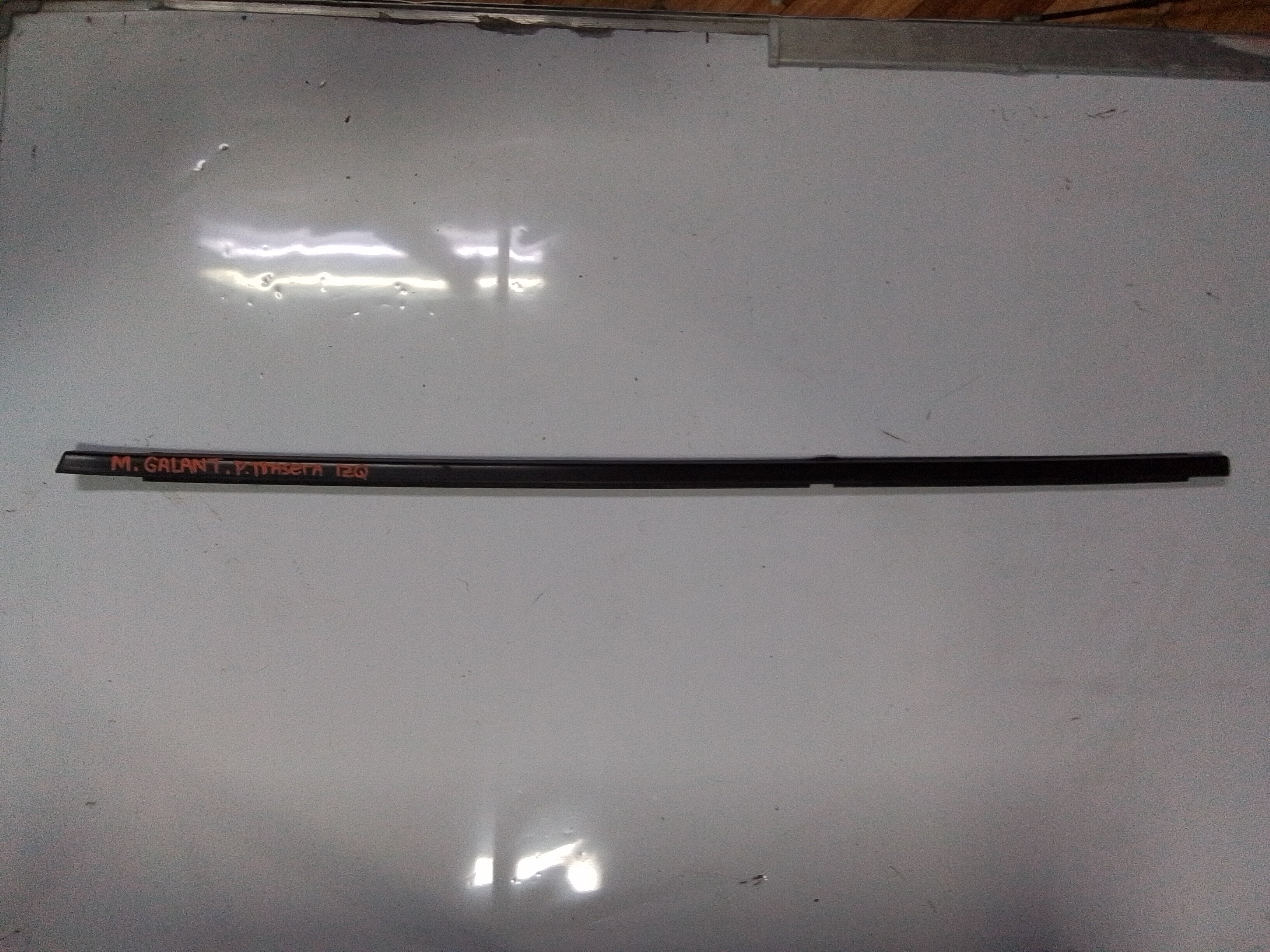 BOTA AGUA PUERTA TRASERA IZQUIERDA Mitsubishi Galant 2006