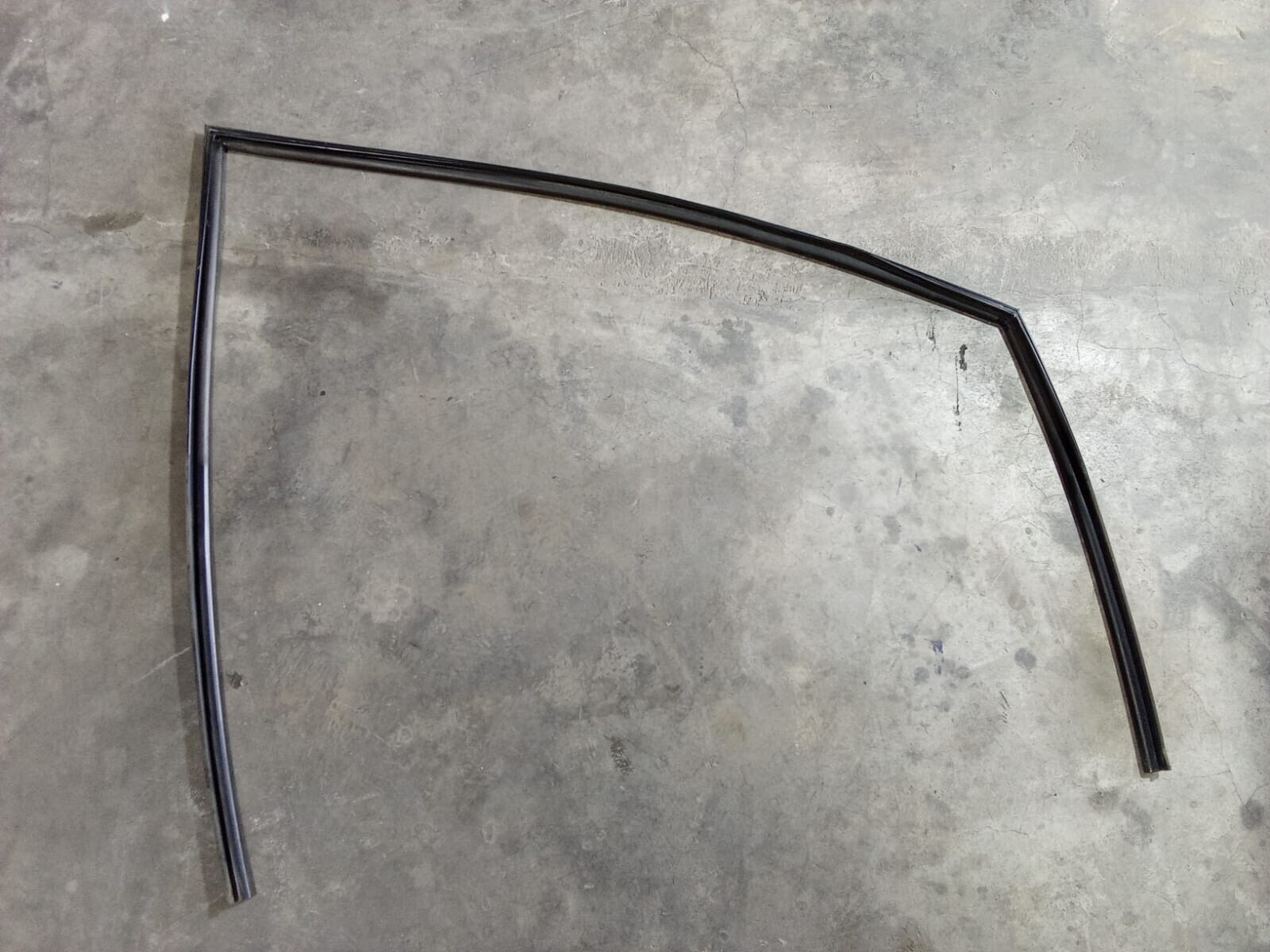 GOMA CONTORNO VIDRIO PUERTA DELANTERA IZQ Honda Civic 2009