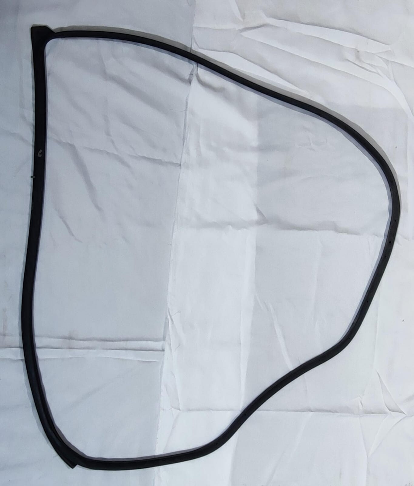 GOMA CONTORNO PUERTA TRASERA IZQ Chevrolet Spark 2008