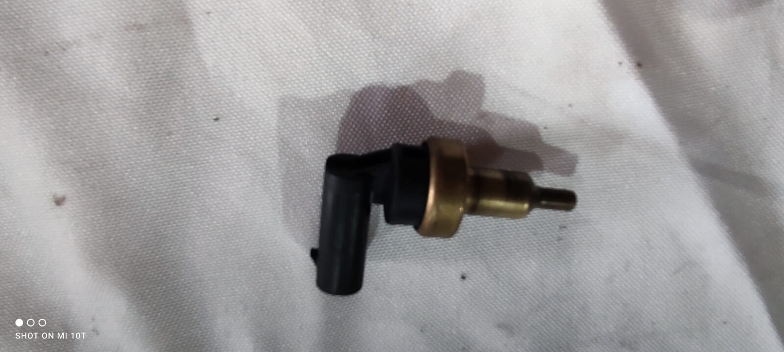 SENSOR TEMPERATURA REFRIGERANTE MOTOR Chevrolet Onix Turbo 2021