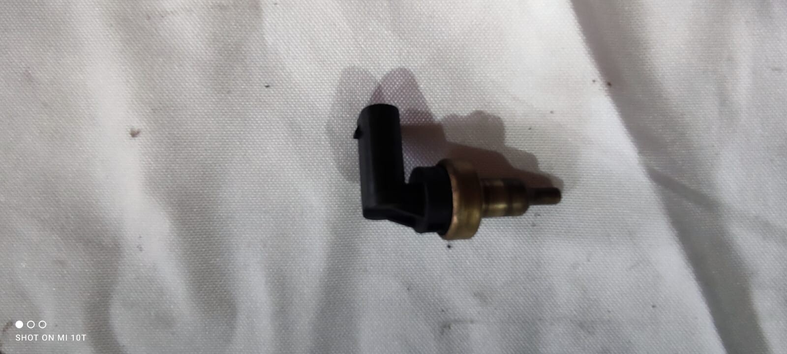 SENSOR TEMPERATURA REFRIGERANTE MOTOR Chevrolet Onix Turbo 2021