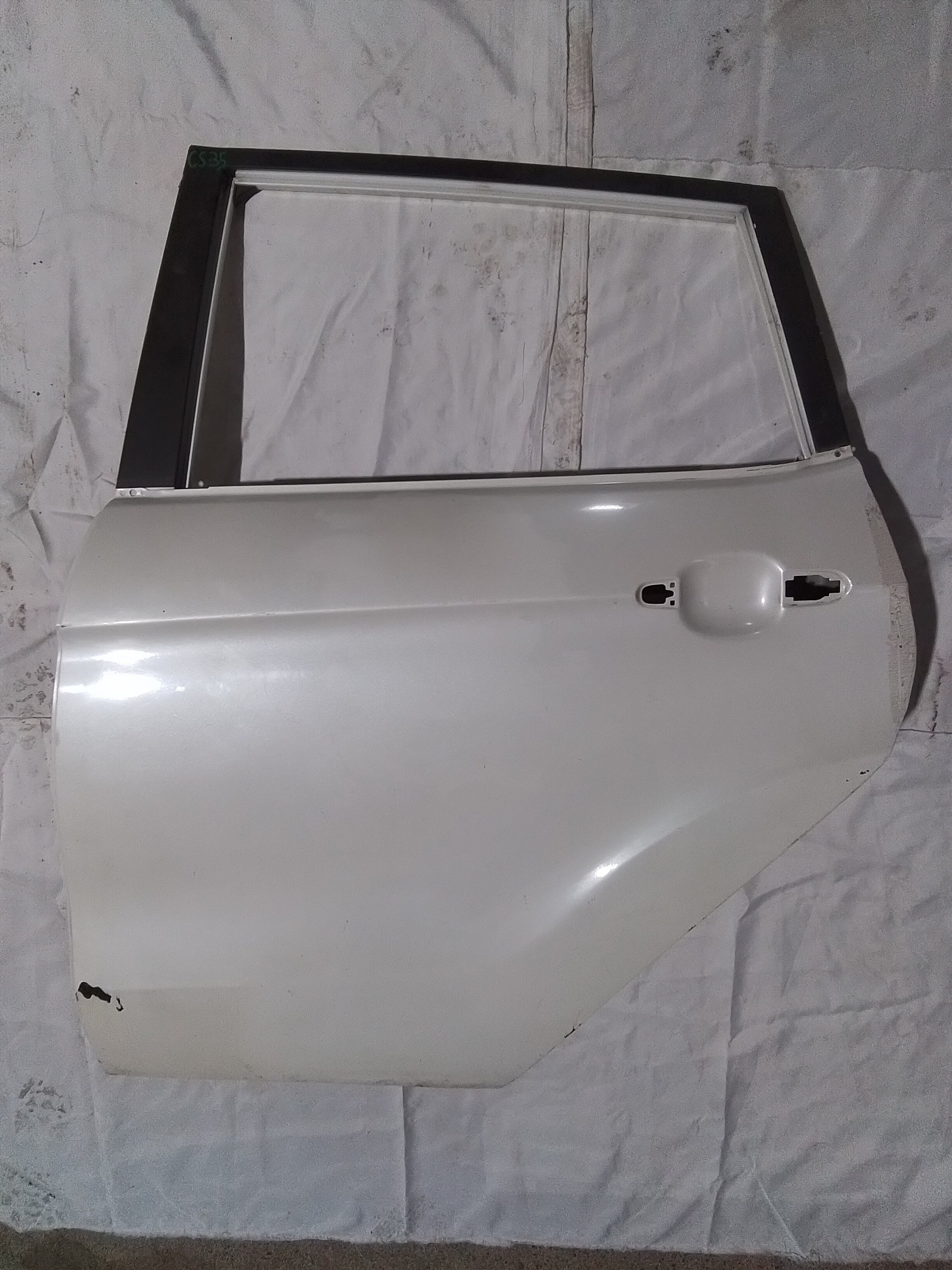 PUERTA TRASERA IZQ Changan CS35 2015