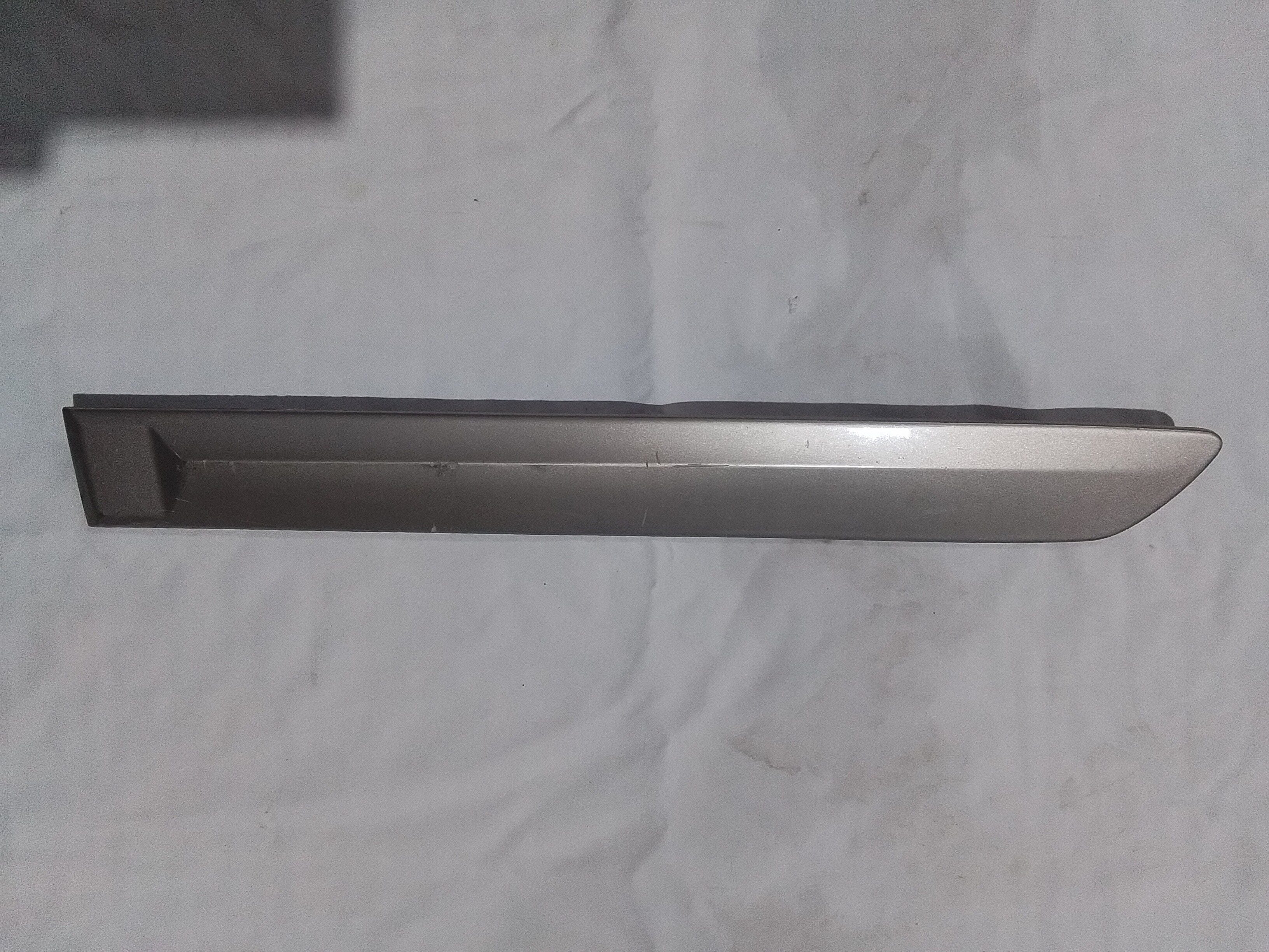 MOLDURA EXTERIOR PUERTA TRASERA IZQ Samsung SM3 2013