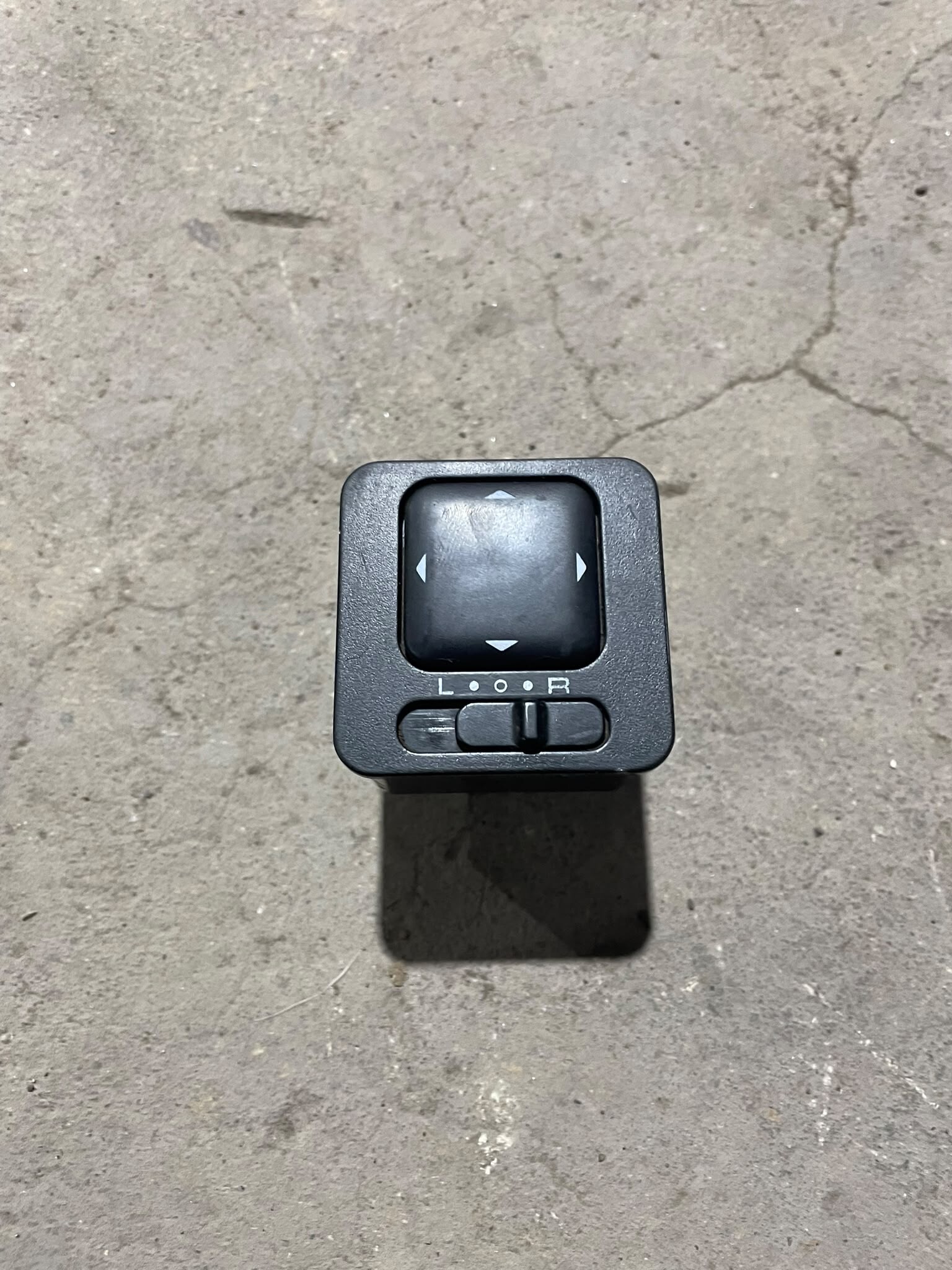 COMANDO RETROVISORES Mazda 323 1993