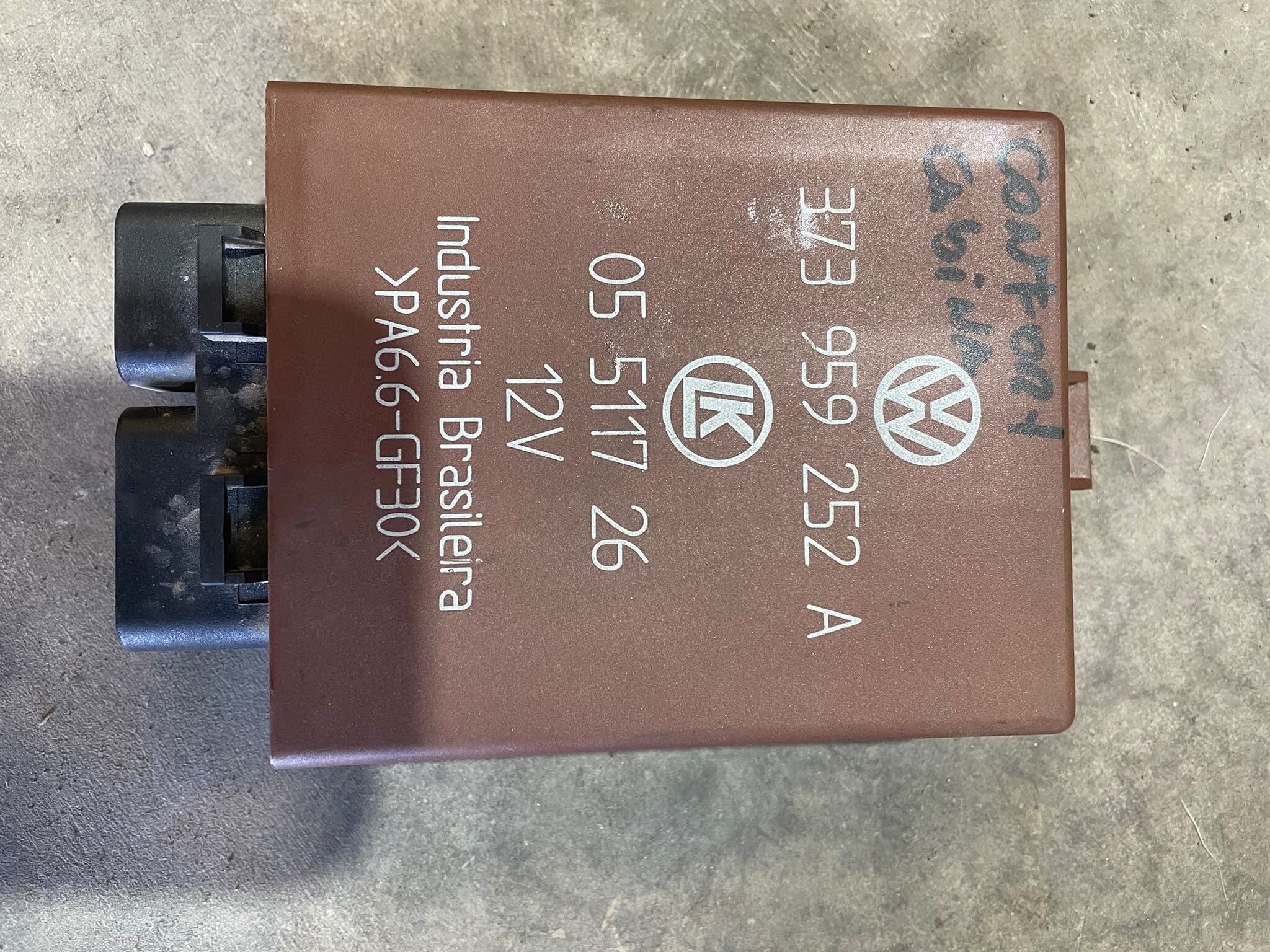 MODULO CONFOR Y ALARMA Volkswagen gol 2001