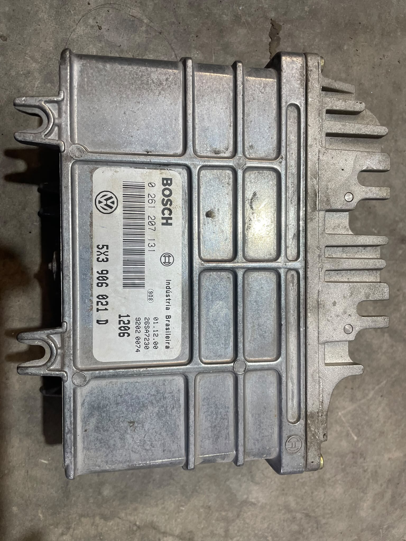 BCM DE MOTOR Volkswagen gol 2001
