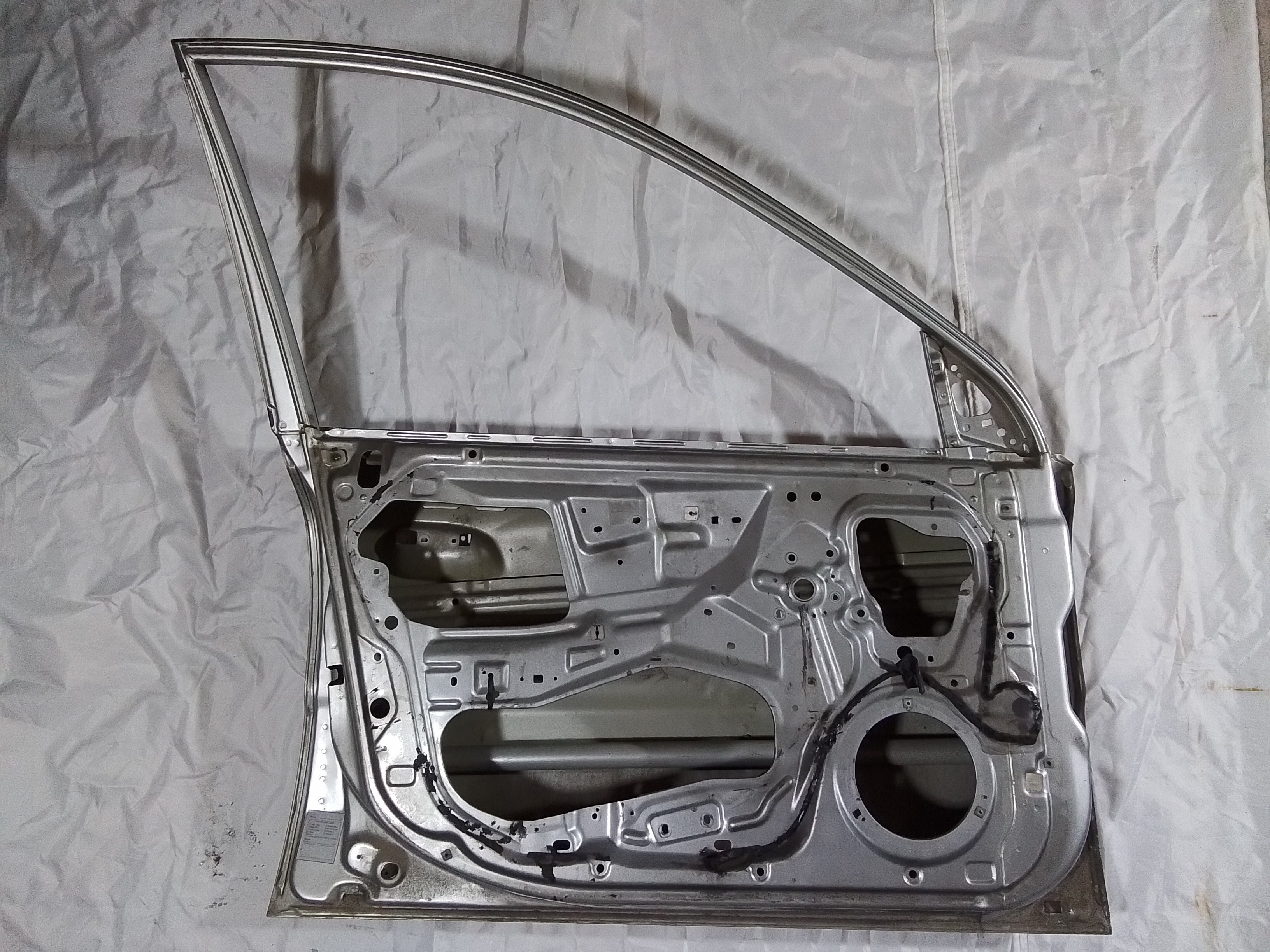 PUERTA DELANTERA DERECHA Kia Rio 2003