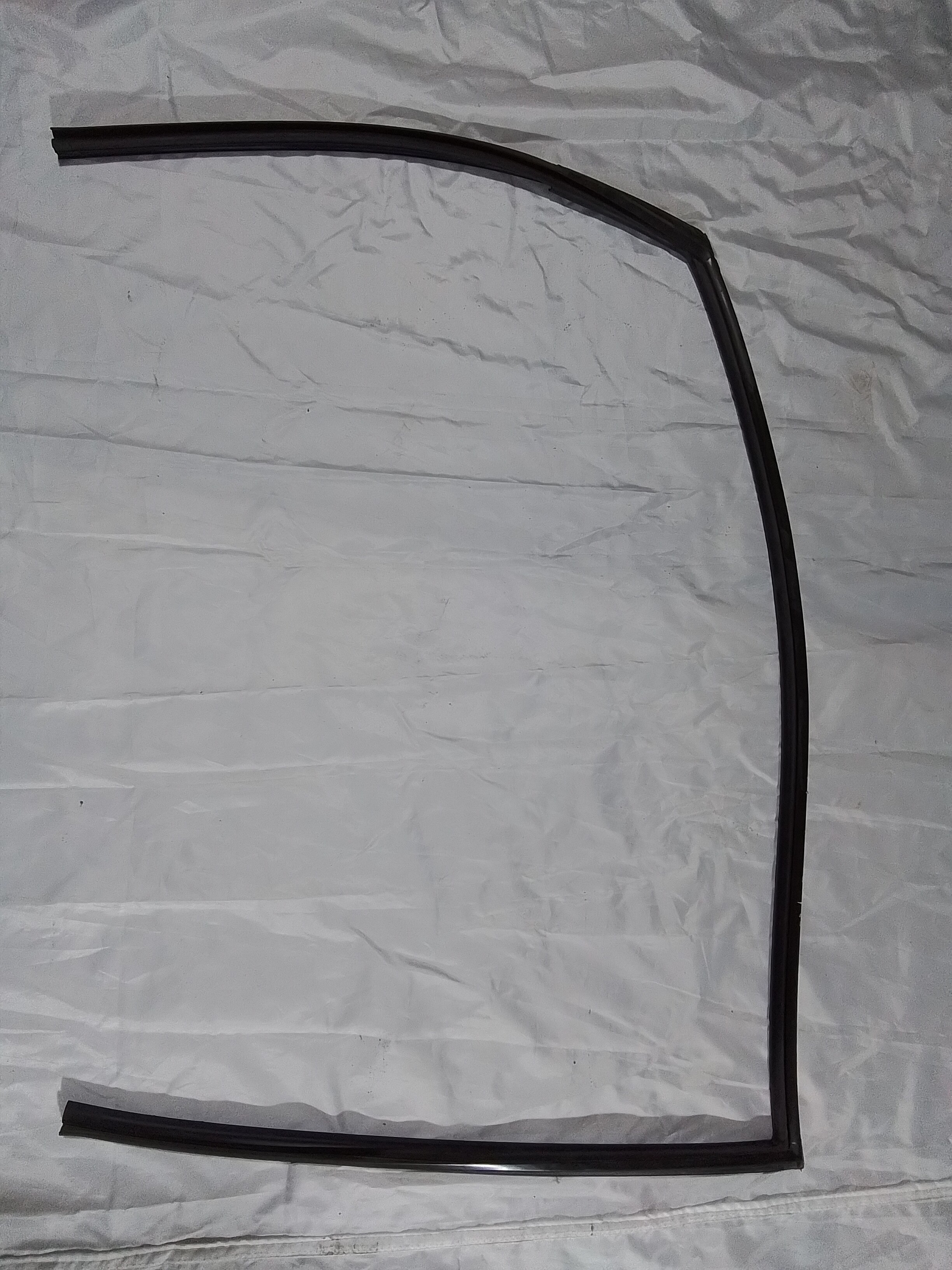 GOMA INT. VIDRIO PUERTA DELANTERA IZQ Kia Rio 2003