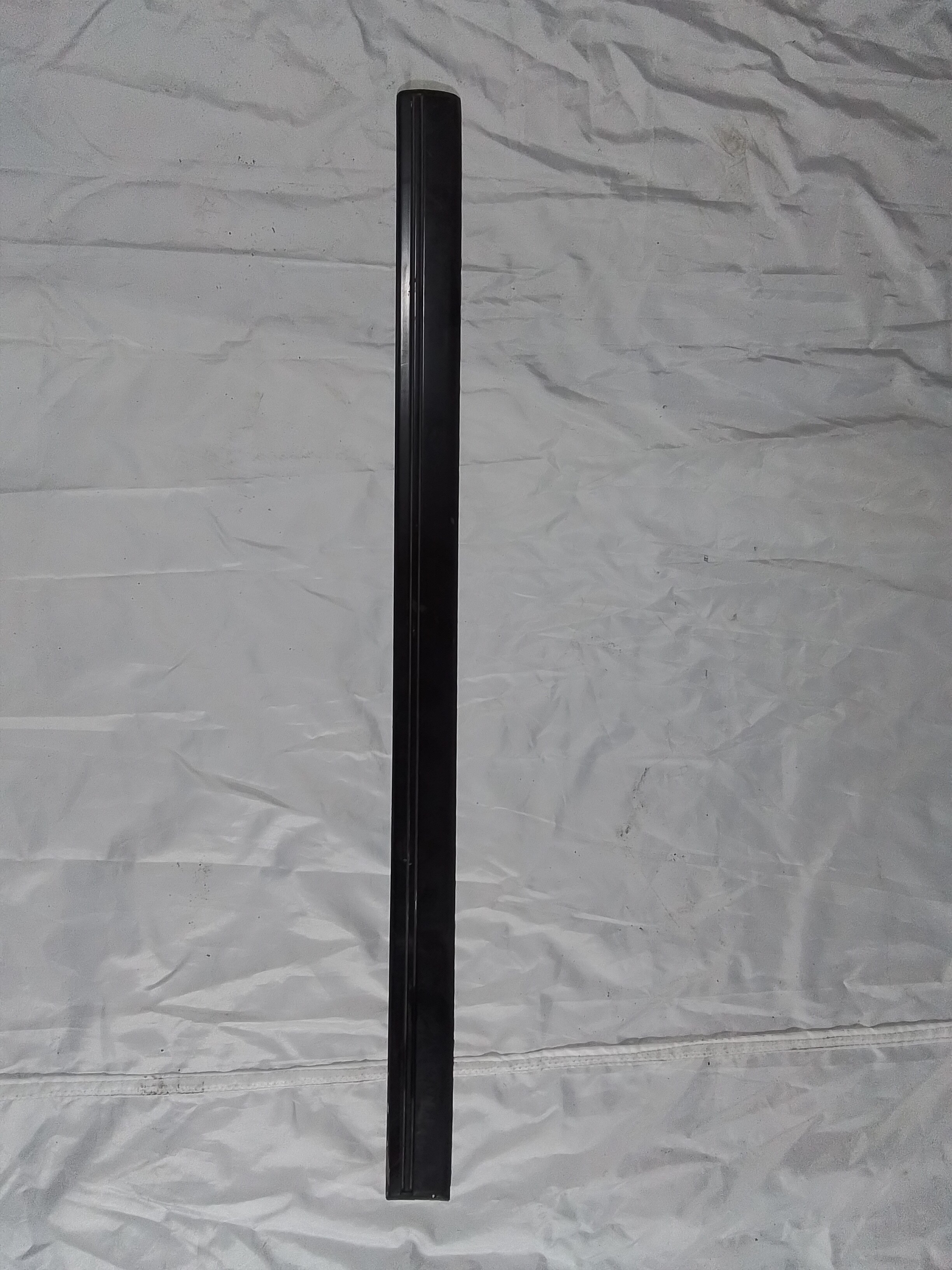 MOLDURA EXTERIOR PUERTA DELANTERA DERECHA Mazda 323 1993
